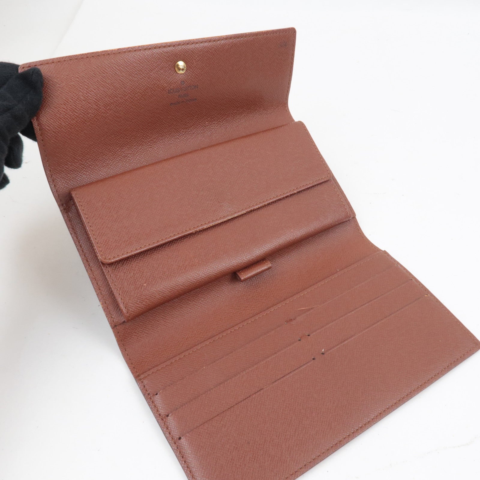 Louis Vuitton Set of 3 Wallet Monogram Portefeuille International M61217 & Pochette Porte Monnaie M61725 & Vernis Pochette Porte Monnaie Credit M91174