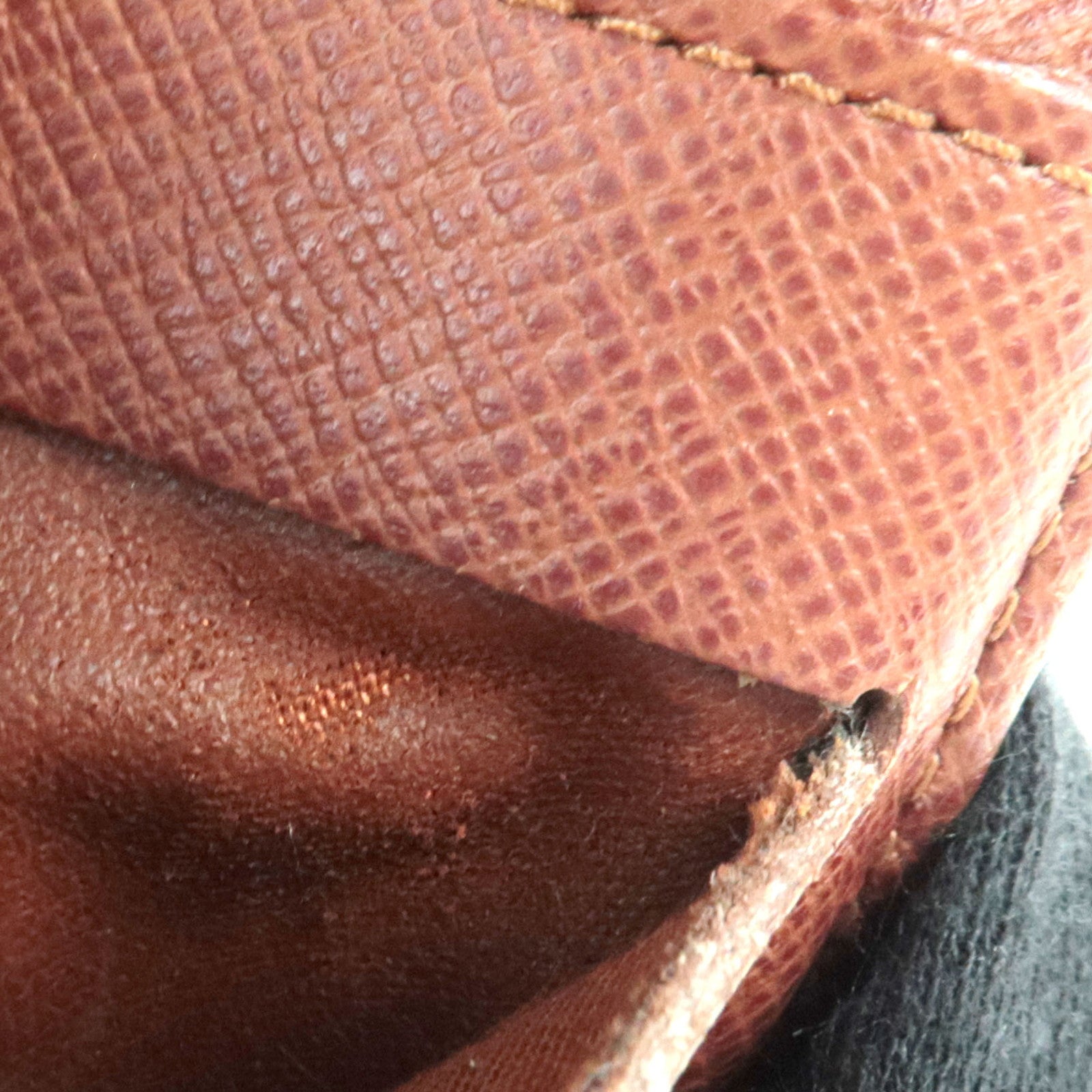 Louis Vuitton Set of 2 Monogram Porte Monnaie Carte Credit M61652 & Damier Porte Billet Carte Credit Monnaie N61665