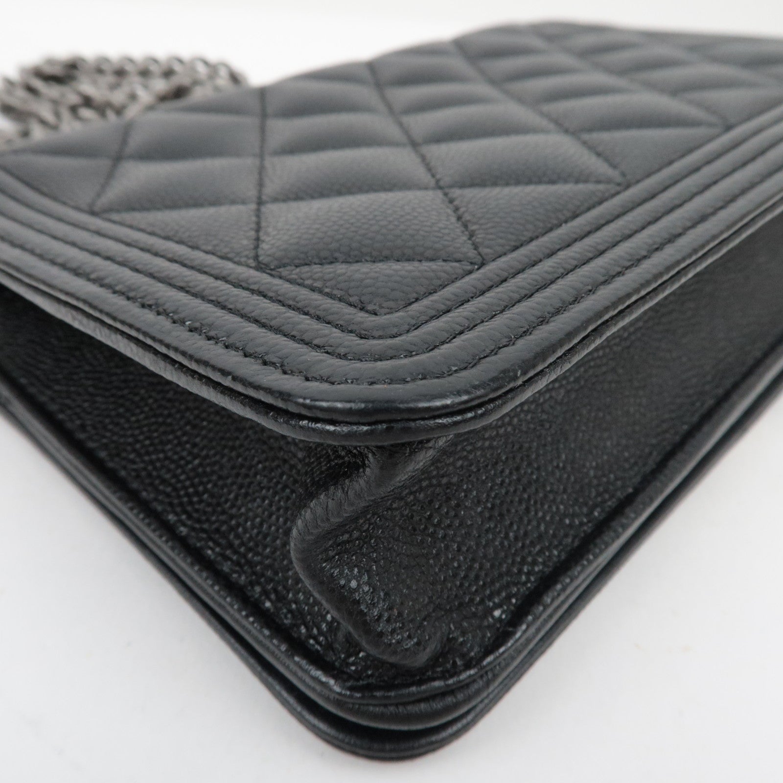 CHANEL Boy Chanel Matelasse Caviar SKin Chain Wallet Black AP1117 *Dust bag
