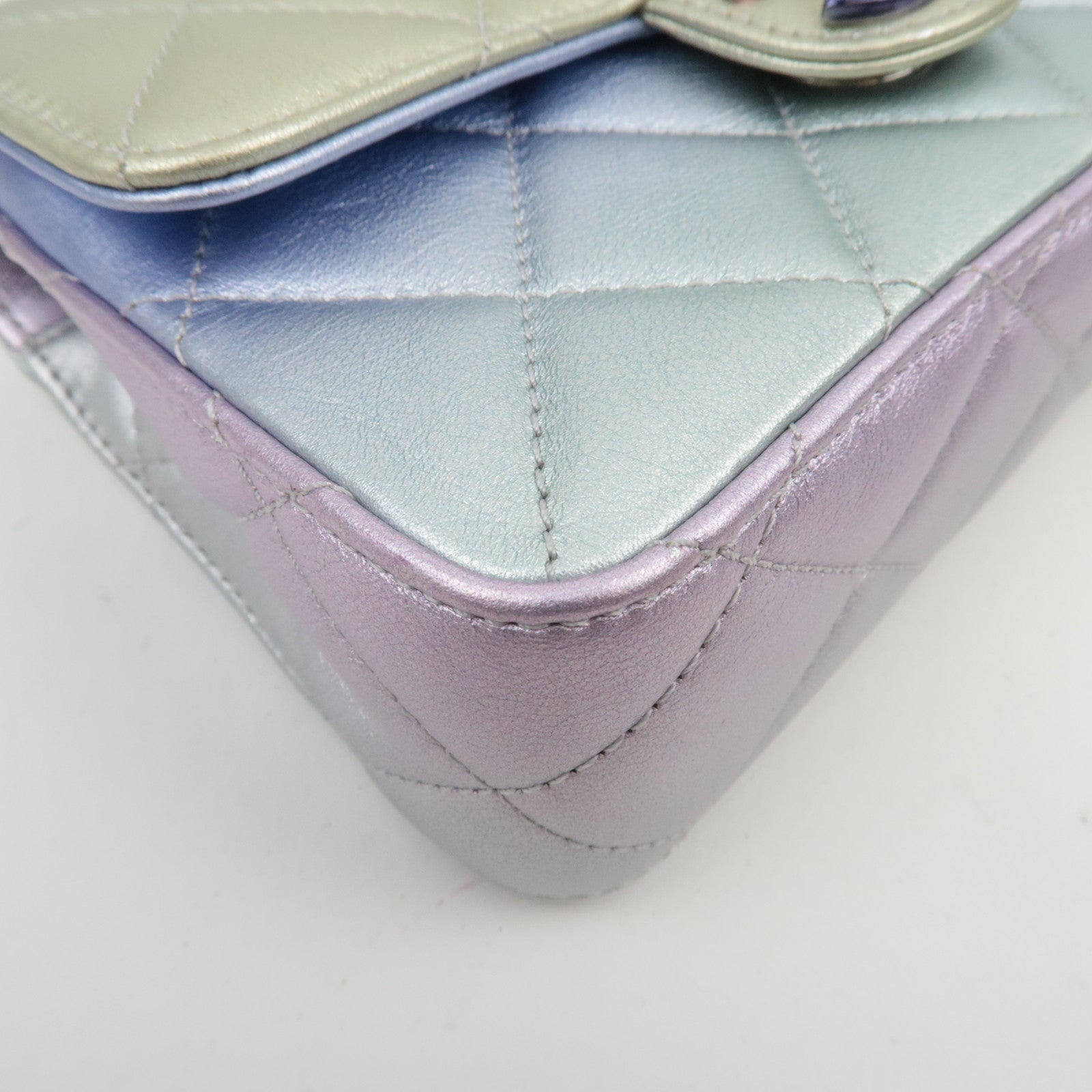 CHANEL Lambskin Mini Matelasse Wristlet Clutch Metalic Ombre HA6PKPX6