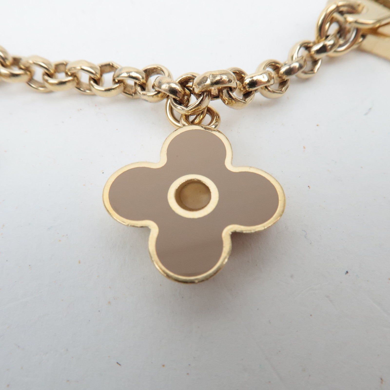 Louis Vuitton Fleur de Monogram LV Logo Bag Charm M65111/DP0144 *Stofzak