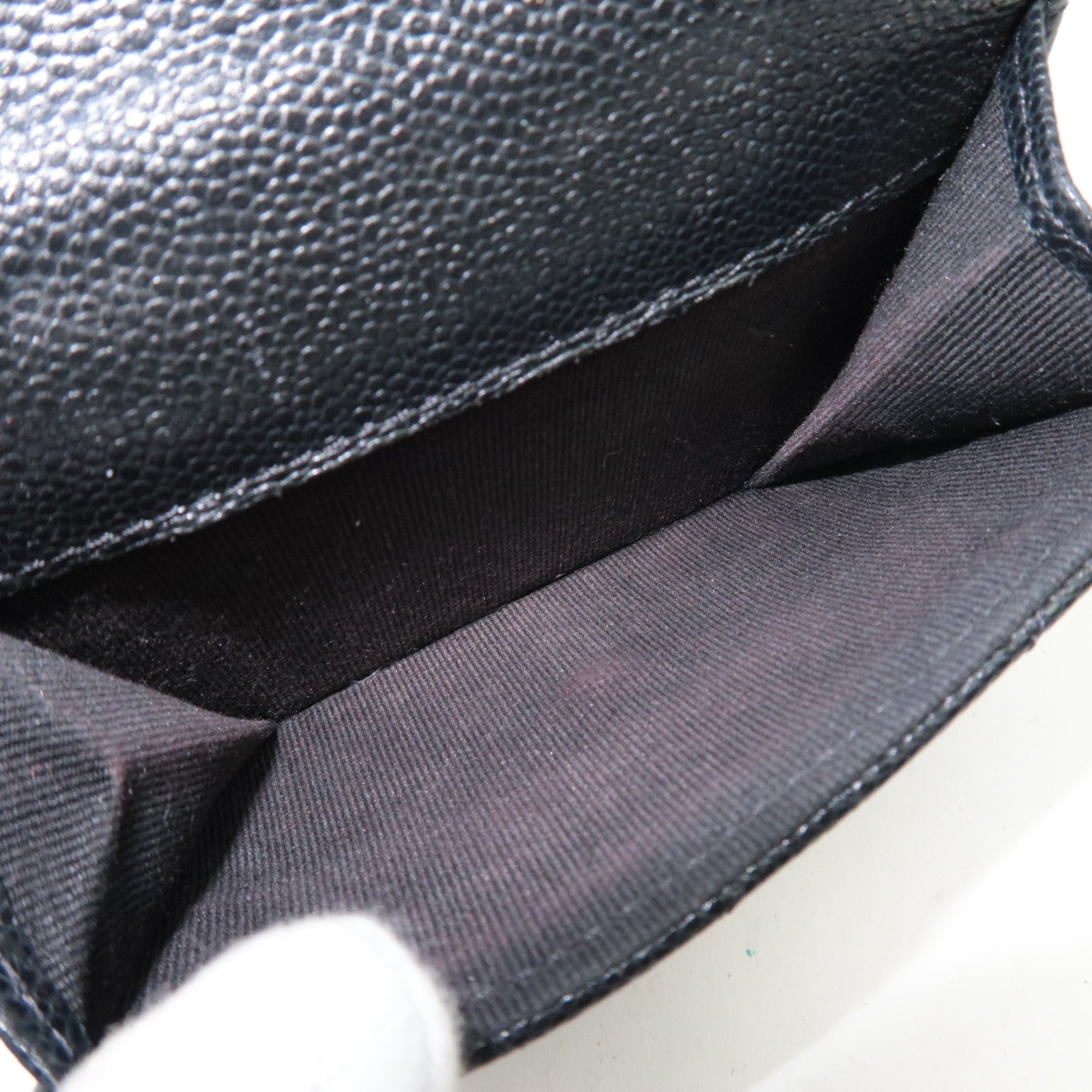 CHANEL Caviarskin Trifold Wallet Kleine Flap Portemonnee Zwart E1X0XT95