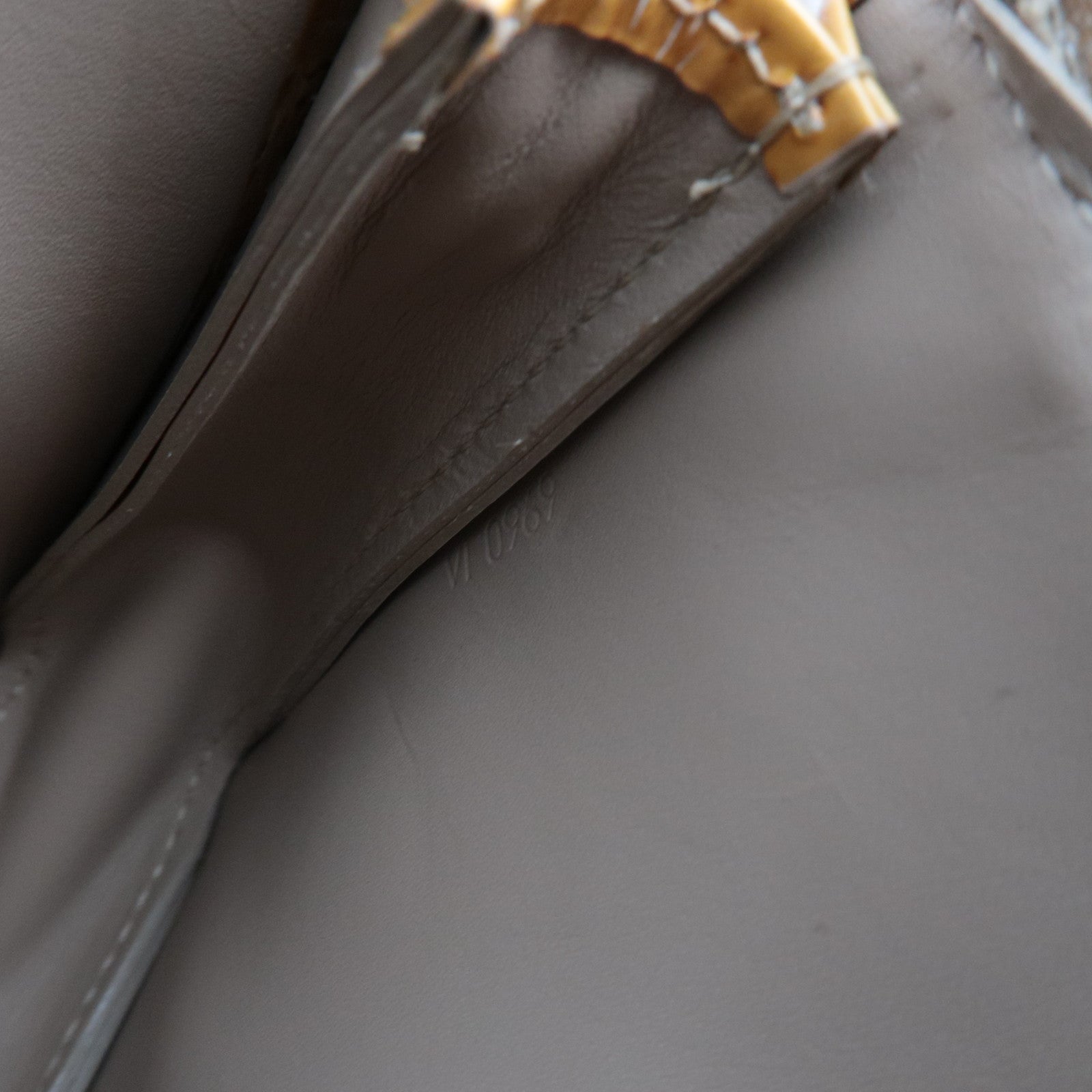 Louis Vuitton Monogram Vernis Lexington Accessoires Pouch Beige M91010/VI0969 *Dust bag