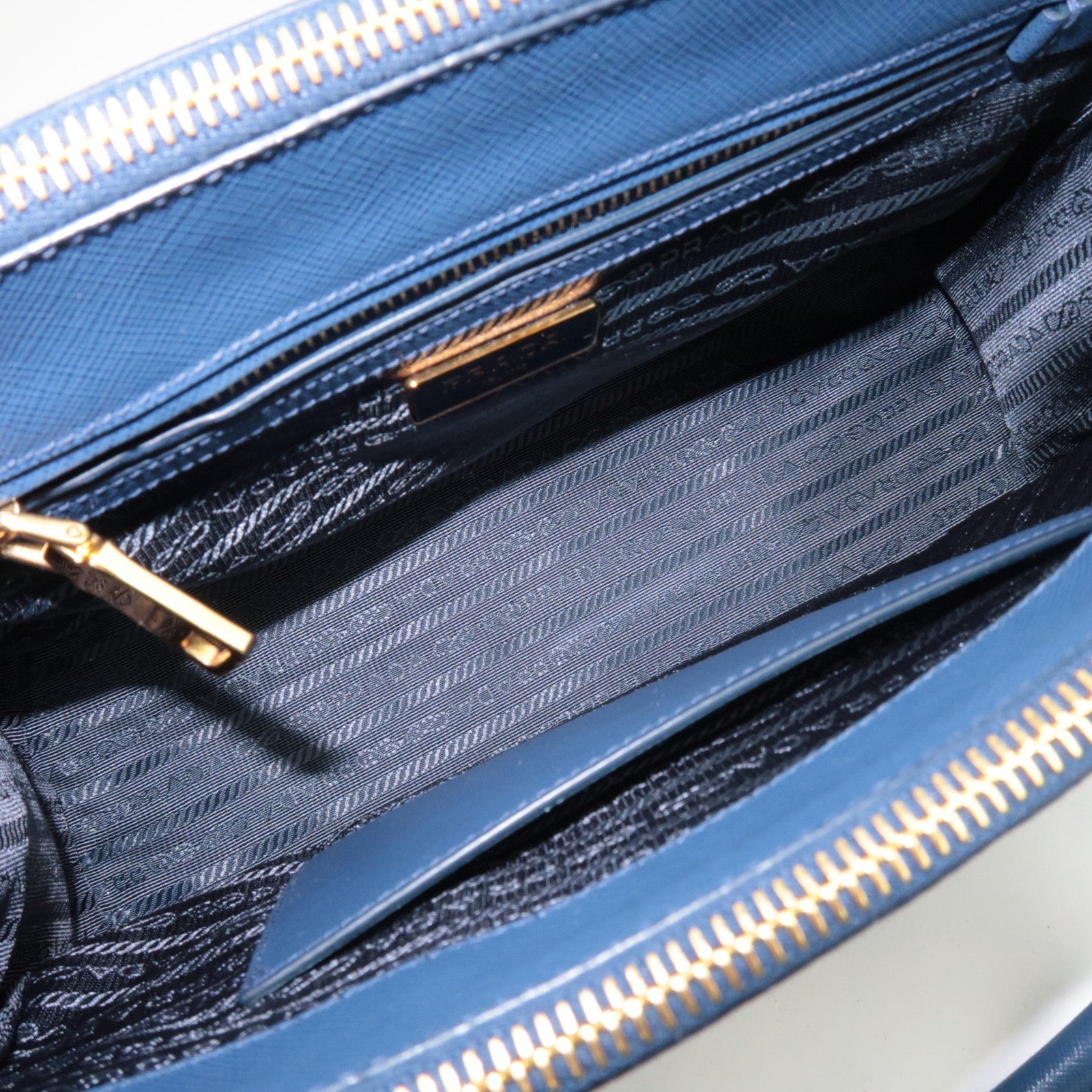 PRADA Saffiano Leather Galleria Bag Blue BN2863 *Dust bag, Strap, G card