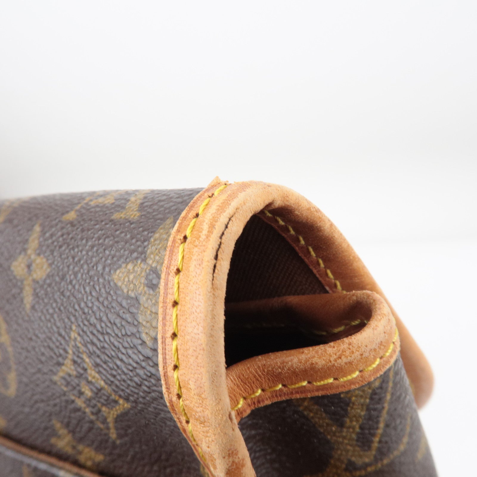 Louis Vuitton Monogram Gibessière MM M42247/AR1924