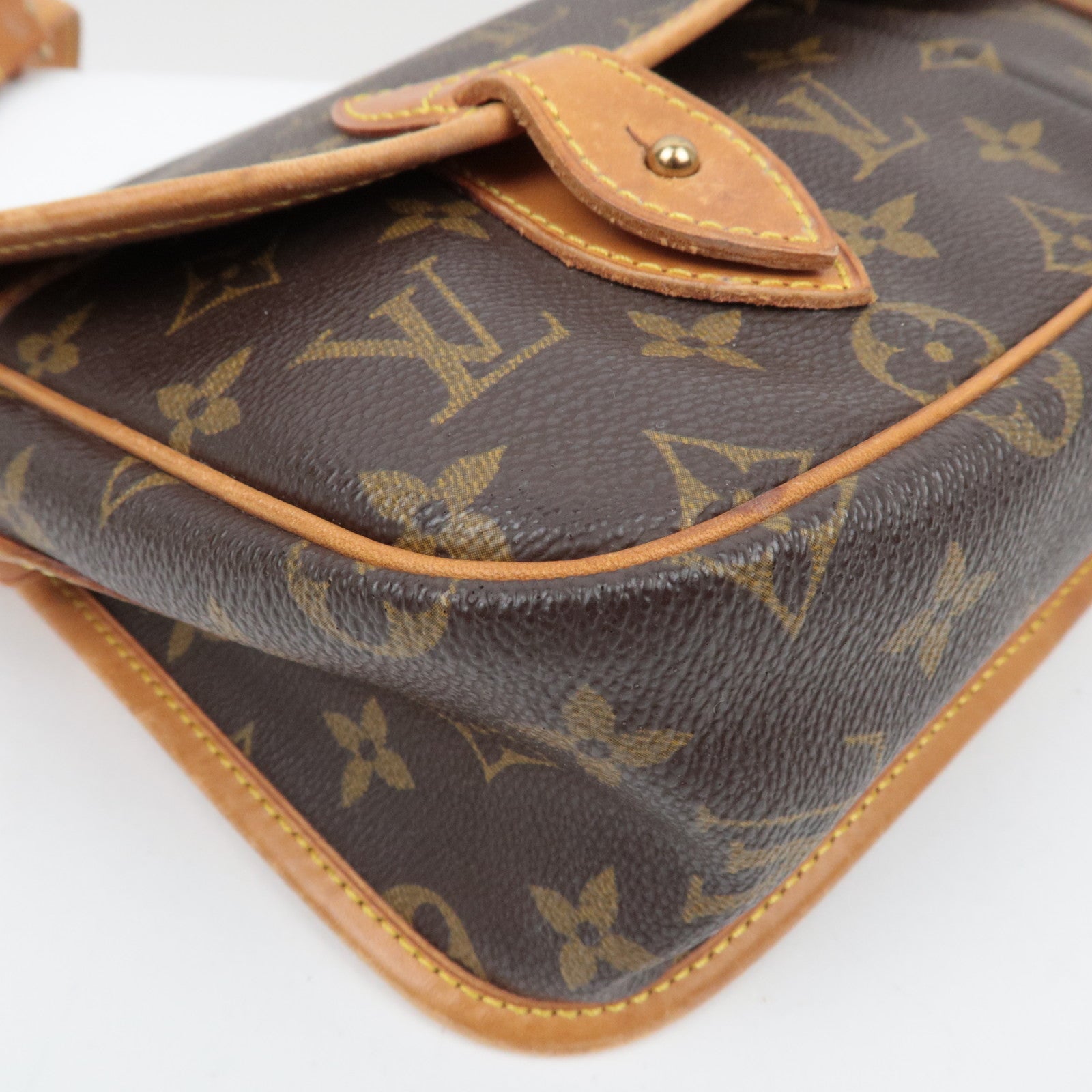 Louis Vuitton Monogram Gibessière MM M42247/AR1924