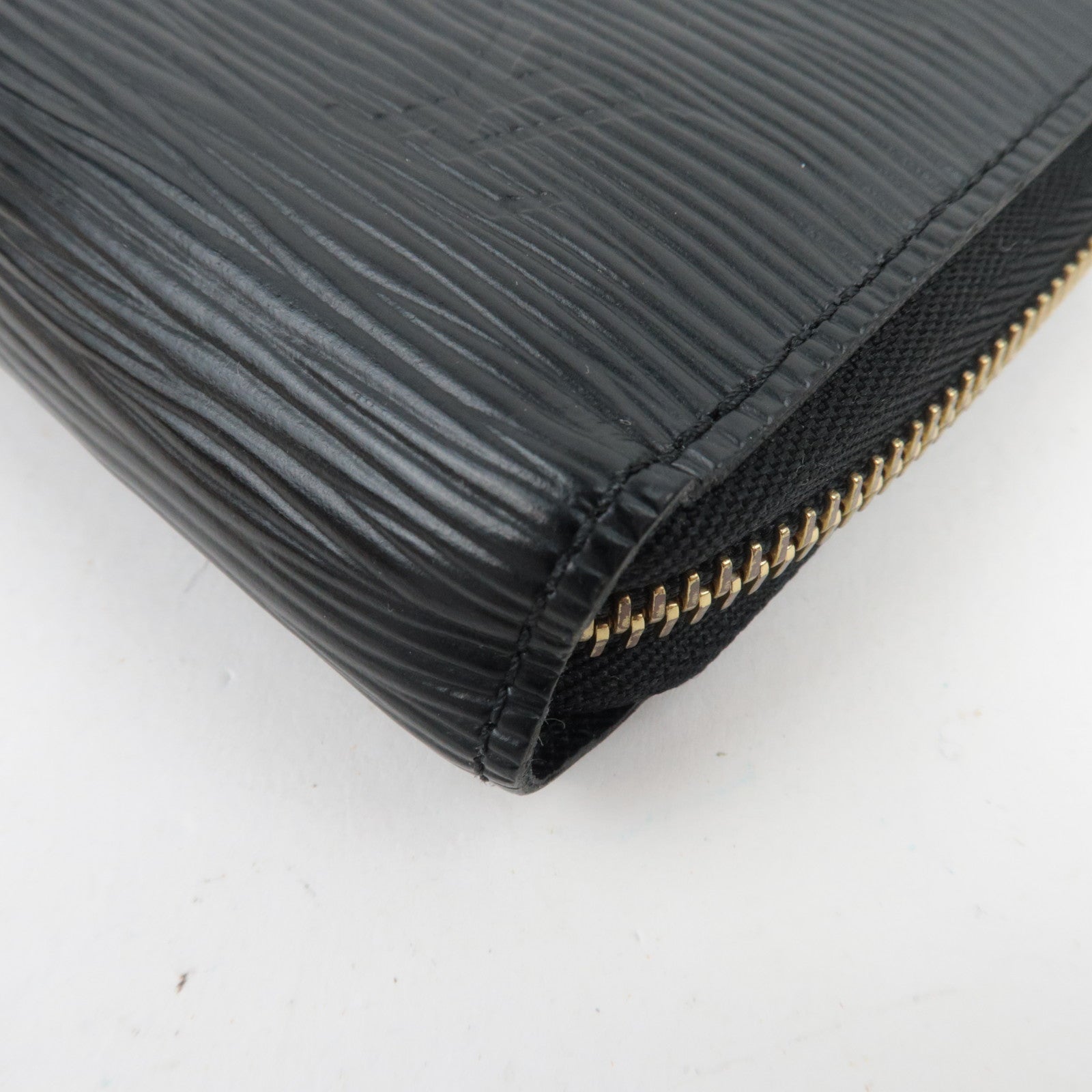 Louis Vuitton Epi Zippy Wallet Noir M68755/RFID *Box, Dust bag