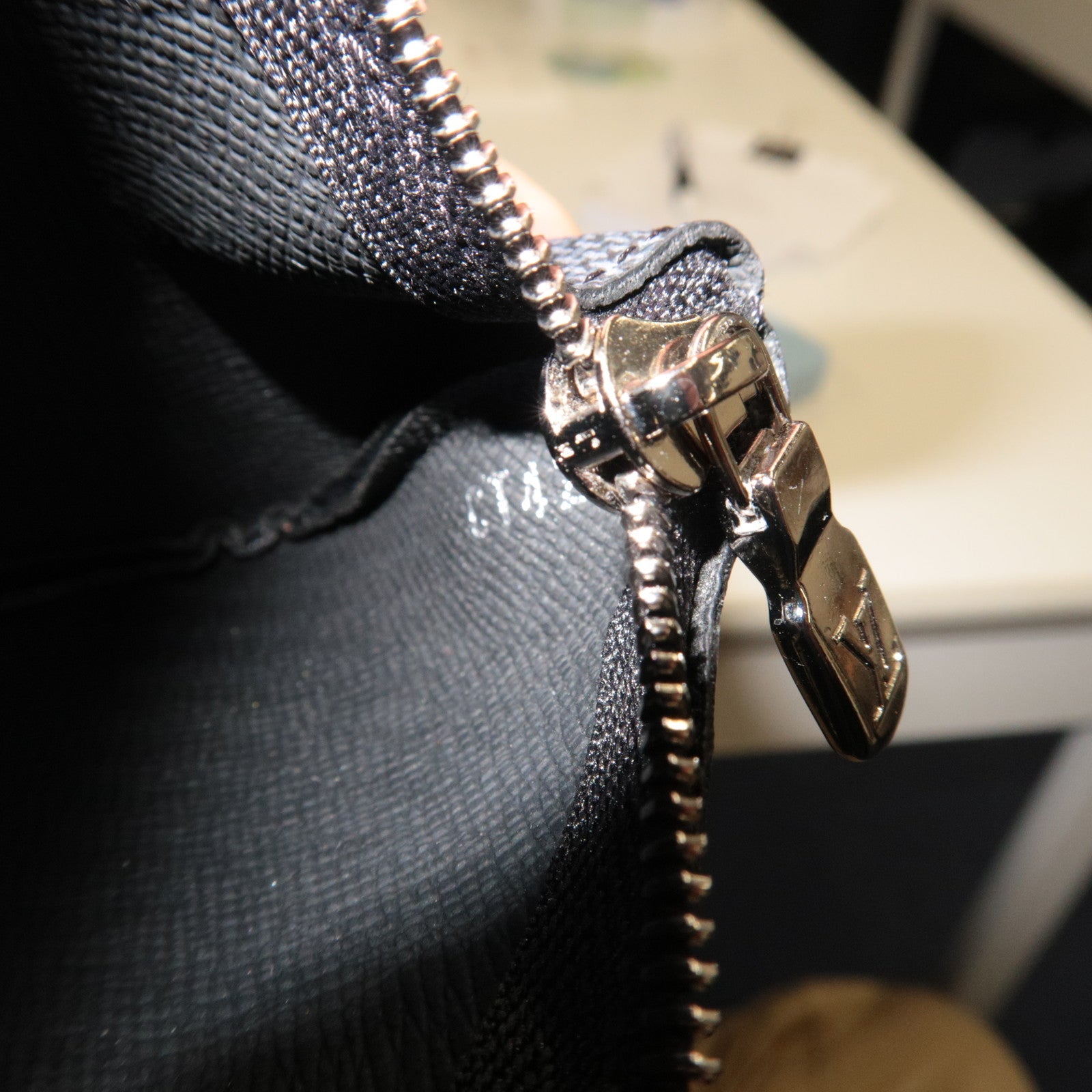 Louis Vuitton Damier Graphite Pochette Cles N60155/CT4222 *Dust bag