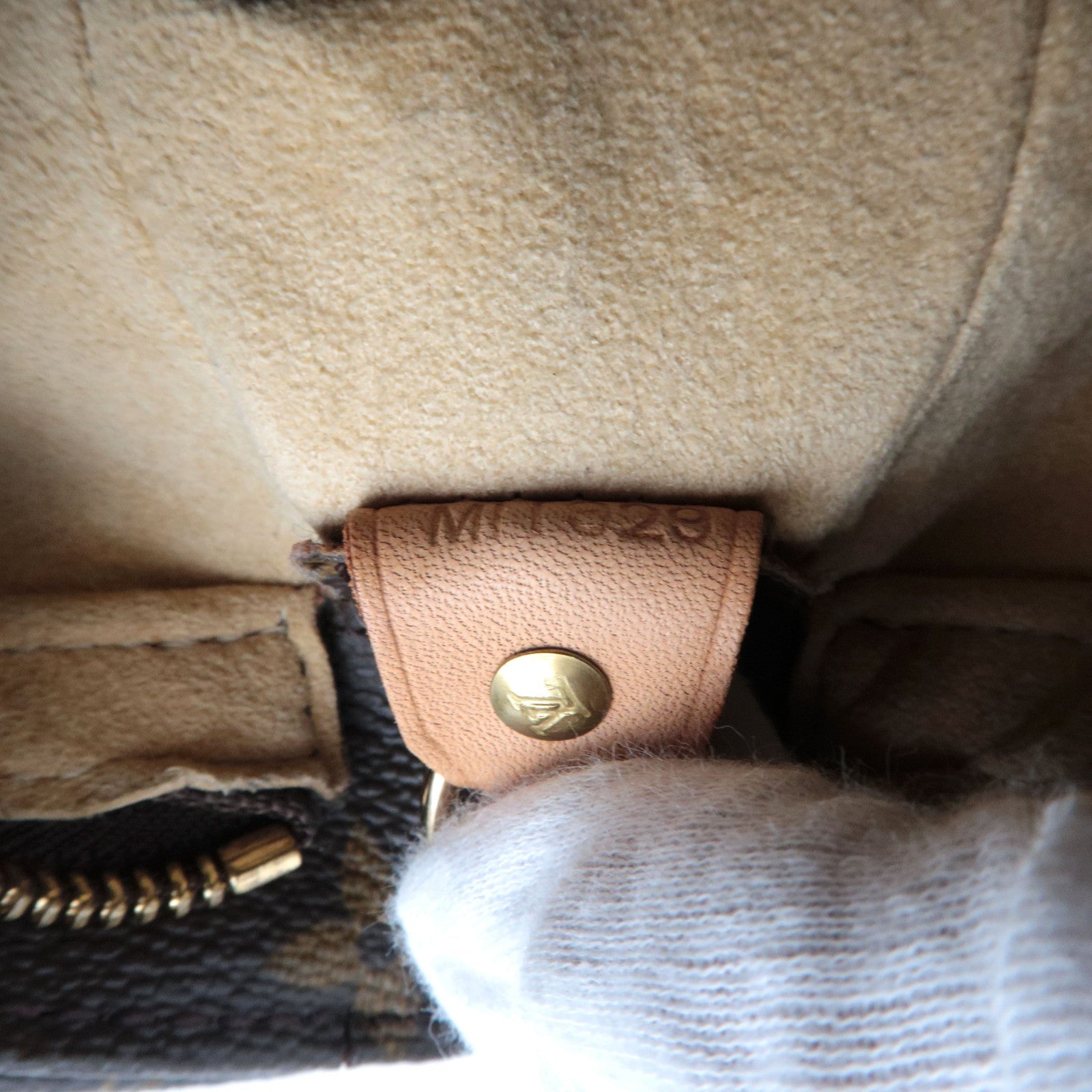 Louis Vuitton Monogram Looping GM M51145/MI1929