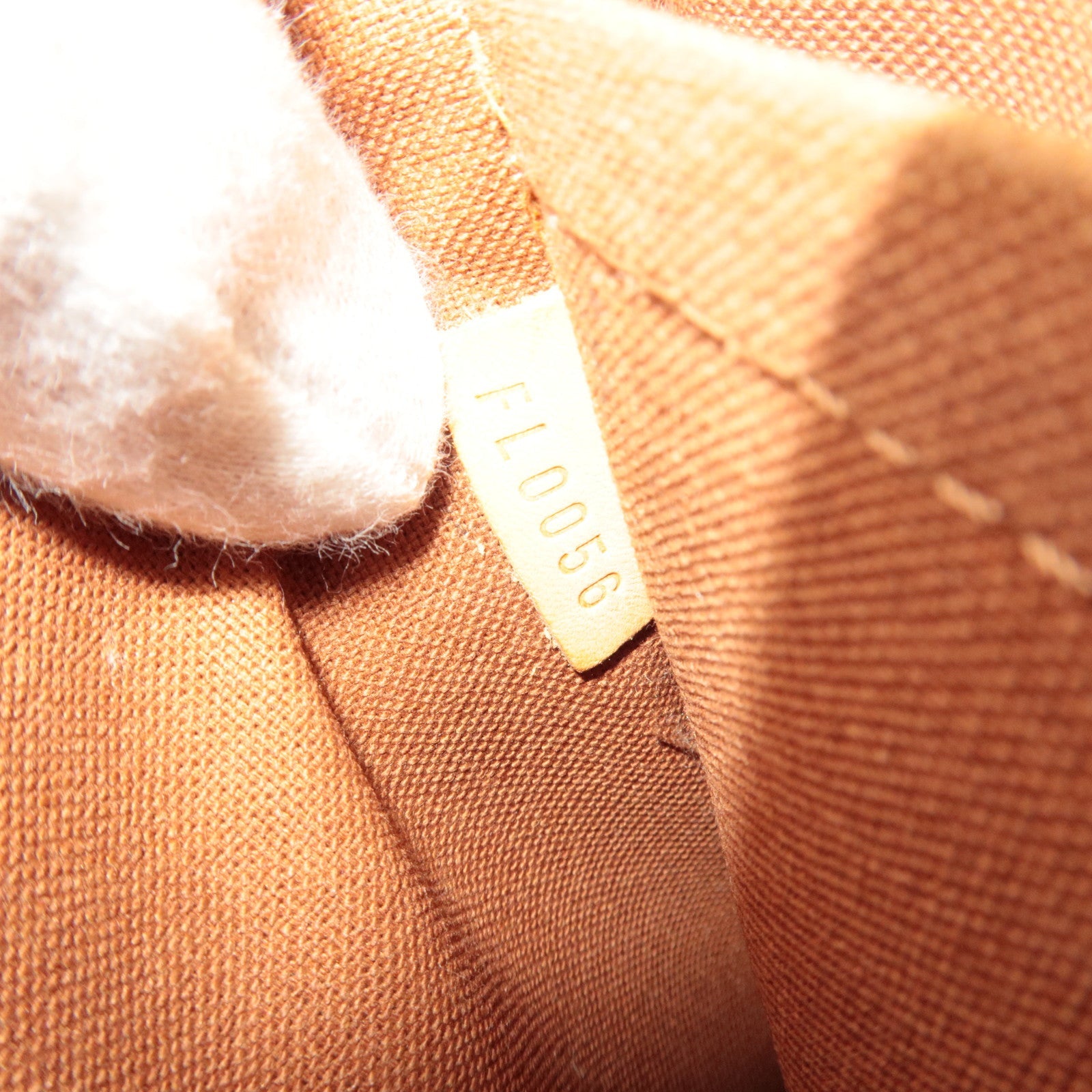 Louis Vuitton Monogram Popincourt Haut Tote M40007/FL0056