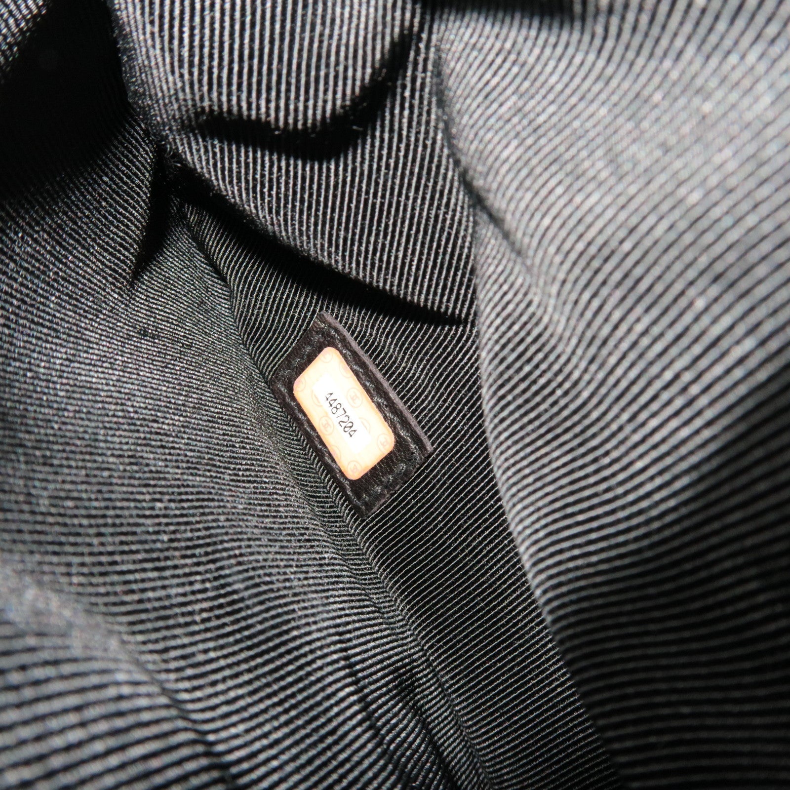 CAHENL Caviar Skin Caviar Skin Triple Coco Backpack Black A07266 *Dust Bag, G card