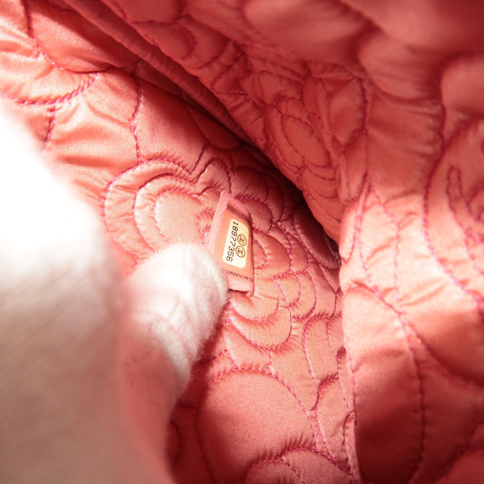 CHANEL Camelia Lambskin Clutch bag Pouch Gold HDW Pink *Guarantee Card