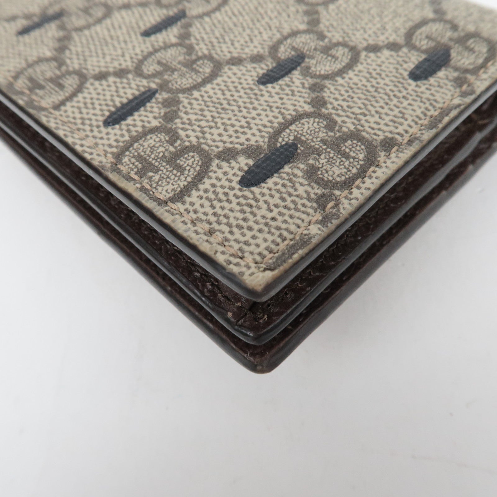 GUCCI GG Supreme Strawberry Compact Wallet Beige 726247 *Box, Dust Bag