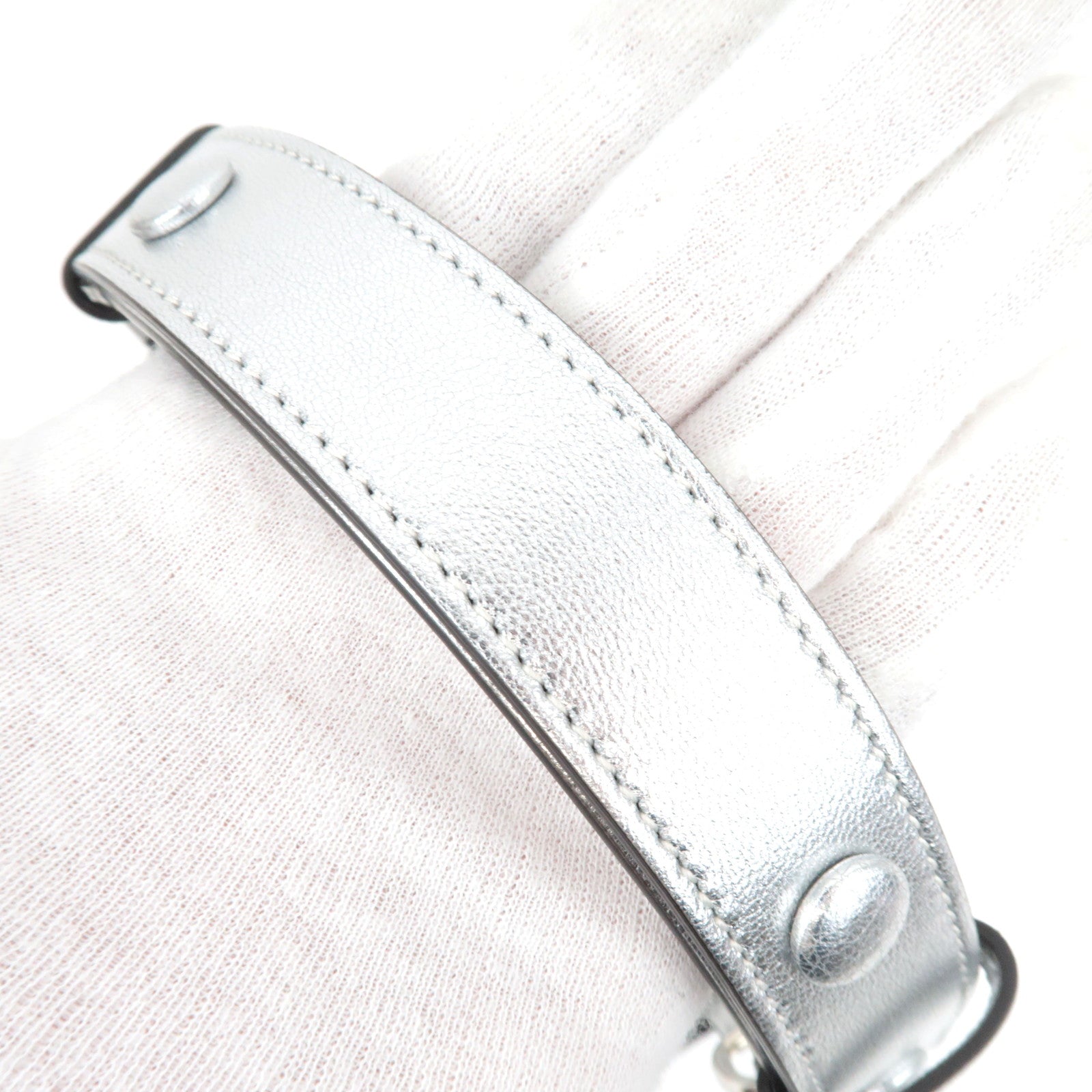 GUCCI Blondie Leather Shoulder Bag SIlver 760170 *Dust Bag