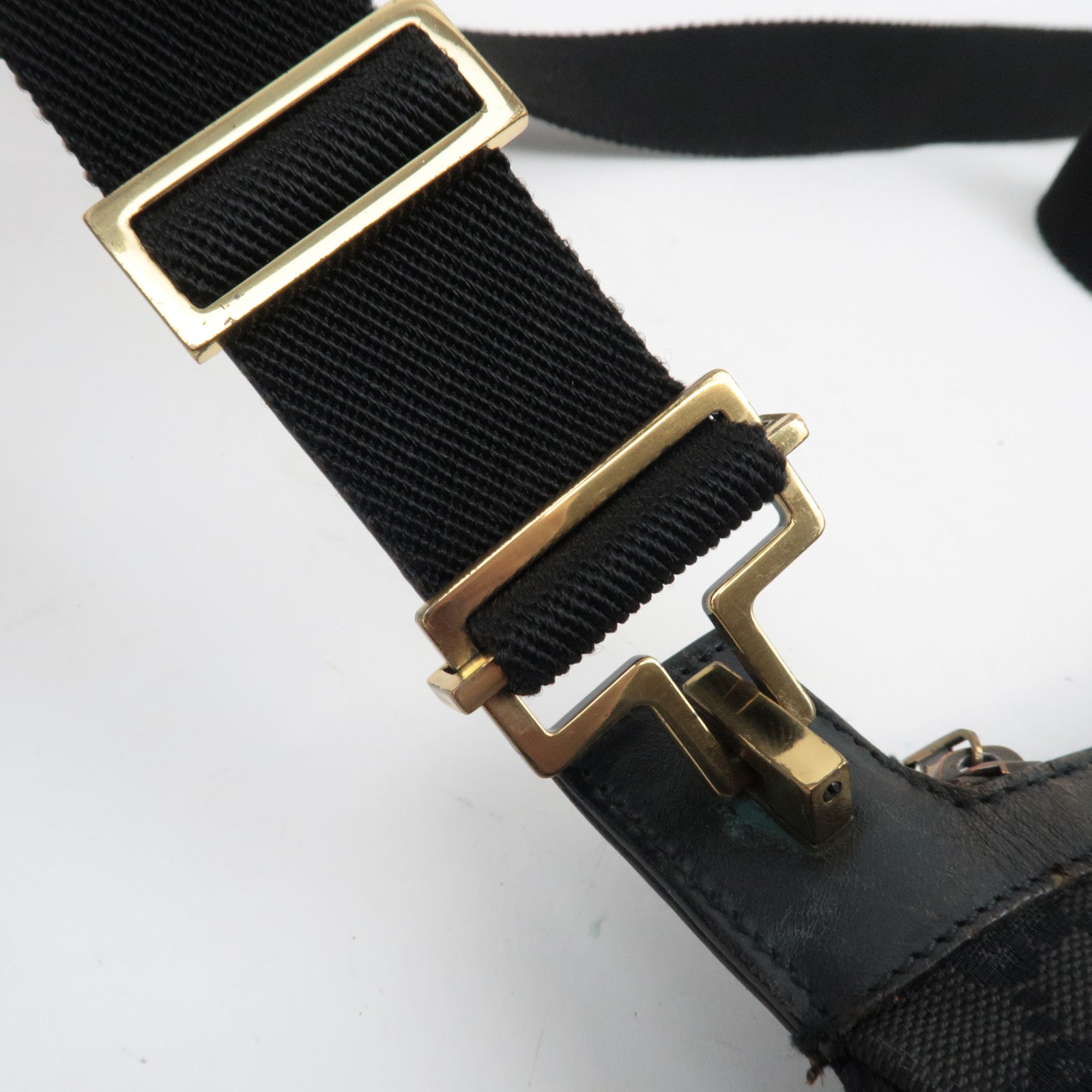 GUCCI GG Canvas Shoulder Bag Black 90762 *Dust Bag