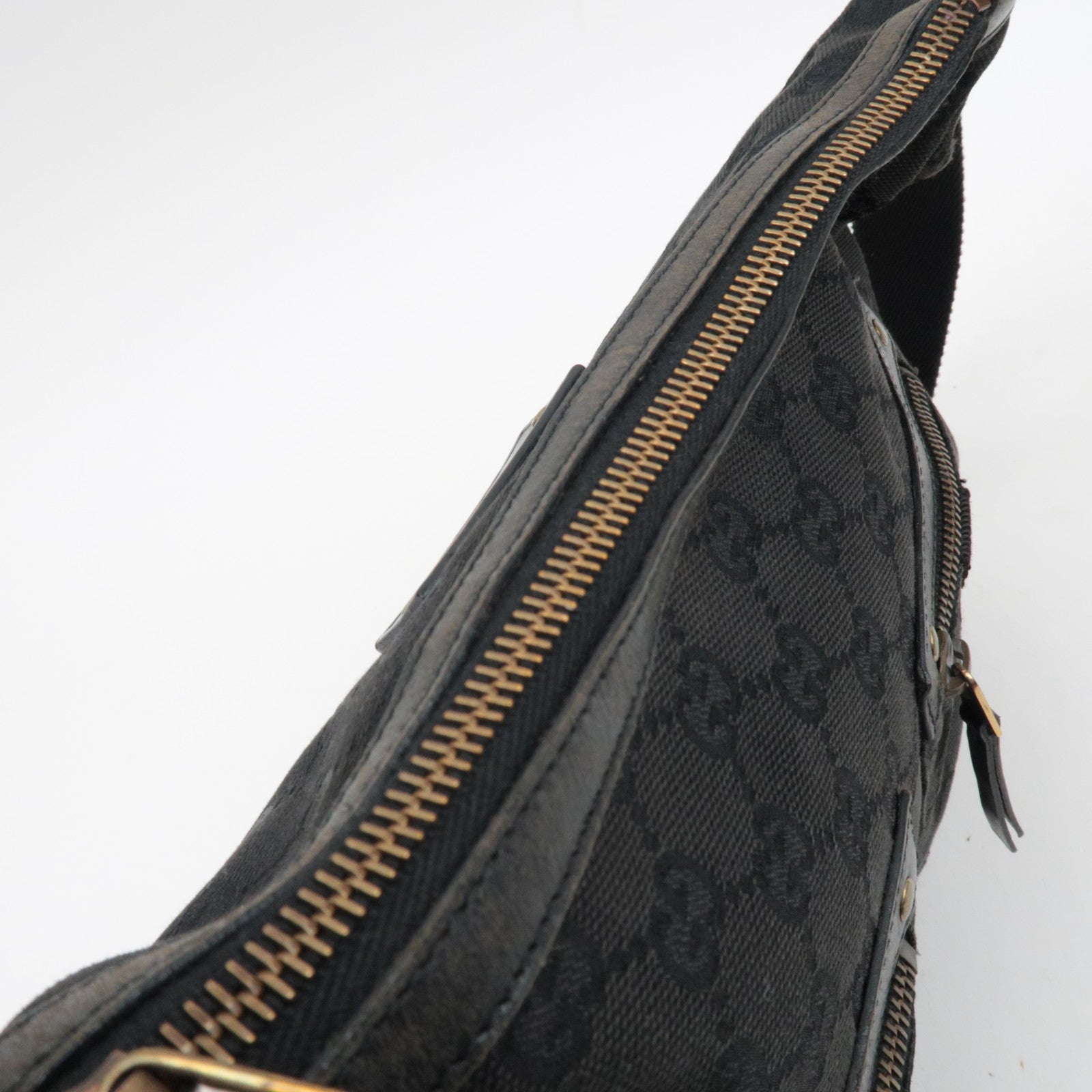 GUCCI GG Canvas Shoulder Bag Black 90762 *Dust Bag