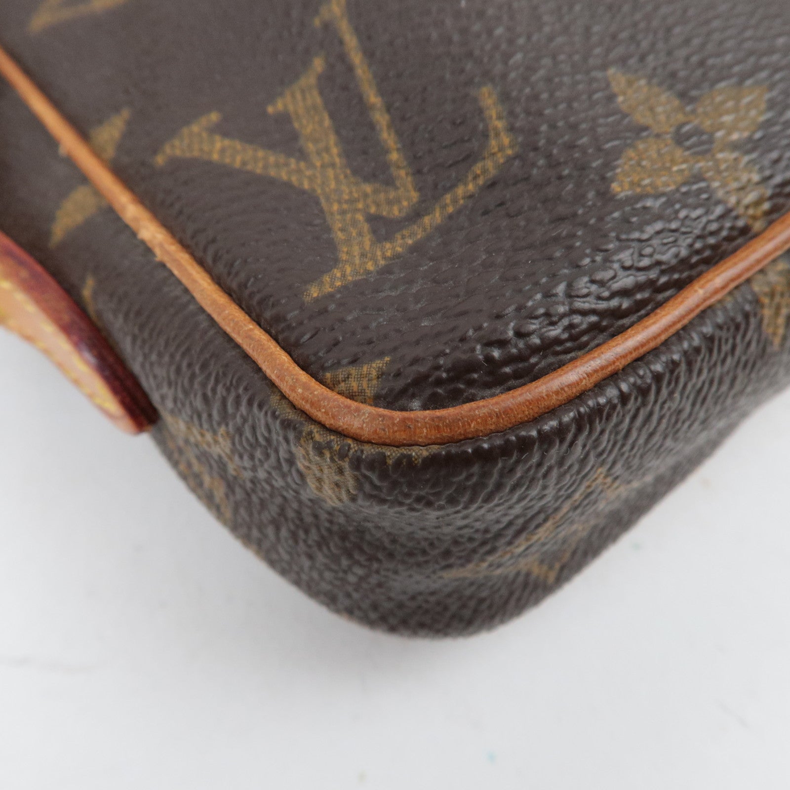 Louis Vuitton Monogram Mini Danube Schoudertas M45268/Serie onbekend