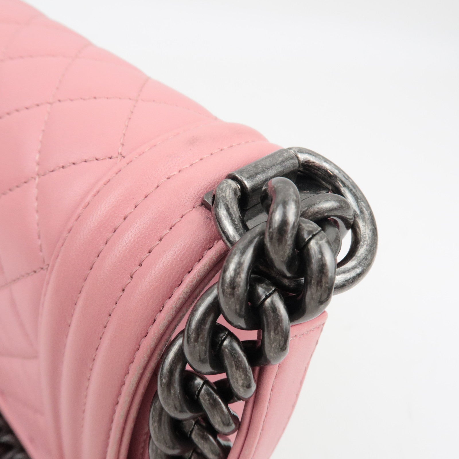 CHANEL Boy Chanel Chain Shoulder Bag Lambskin Pink *Box, G card, Dust bag