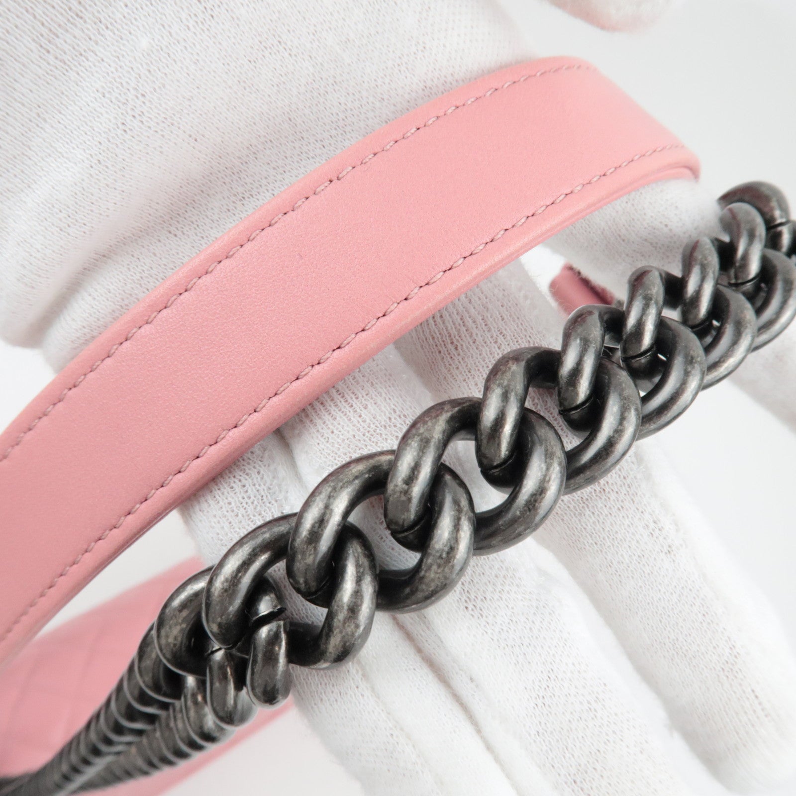 CHANEL Boy Chanel Chain Shoulder Bag Lambskin Pink *Box, G card, Dust bag