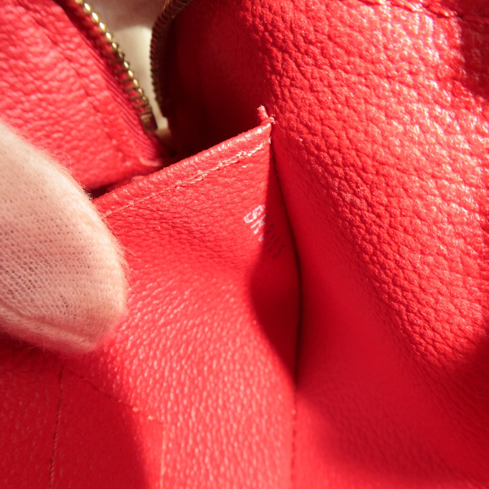 Louis Vuitton Monogram Vernis Pochette Cosmetisch Etui Pomme D'Amour M91496 SR3165