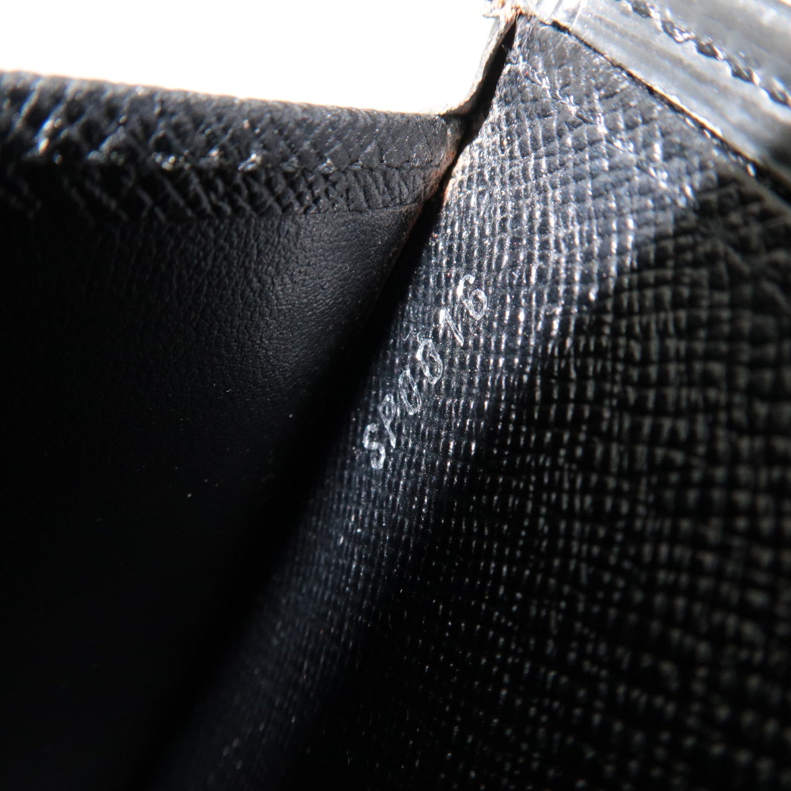 Louis Vuitton Epi Portefeuille Marco Bi Fold Wallet Noir M60612 SP0016