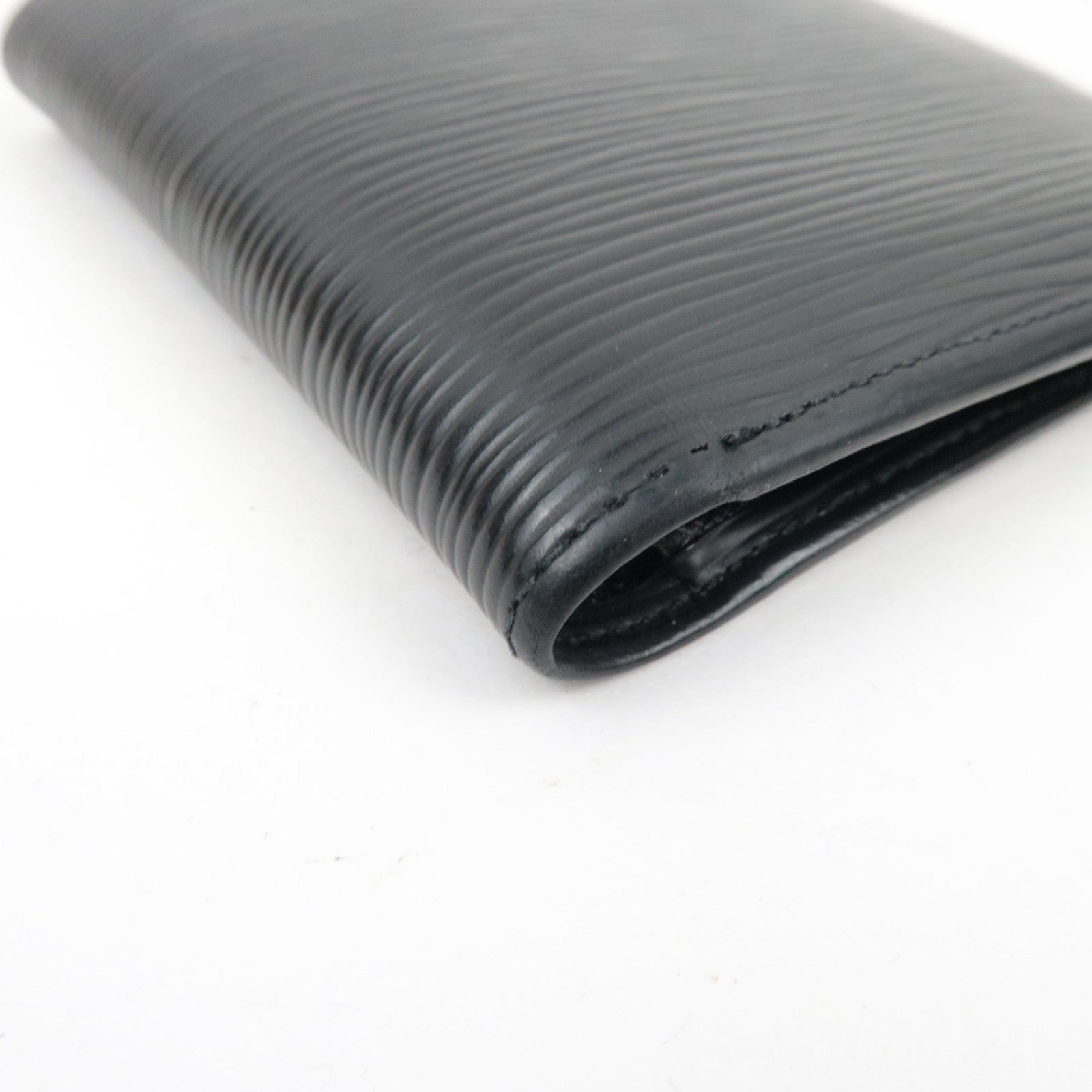 Louis Vuitton Epi Portefeuille Marco Bi Fold Wallet Noir M60612 SP0016