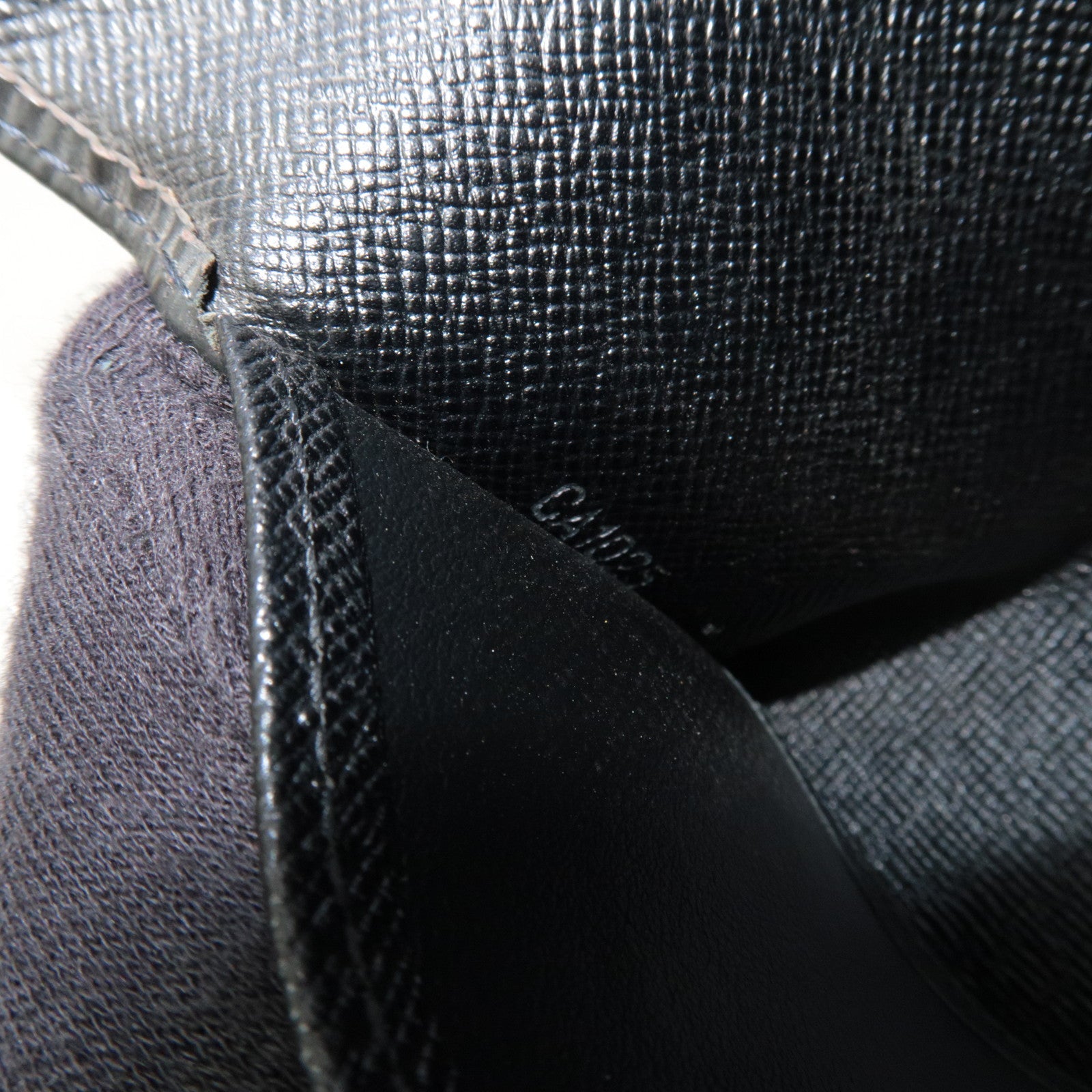 Louis Vuitton Epi Multicles 6 Key Case Noir M63812 CA1025