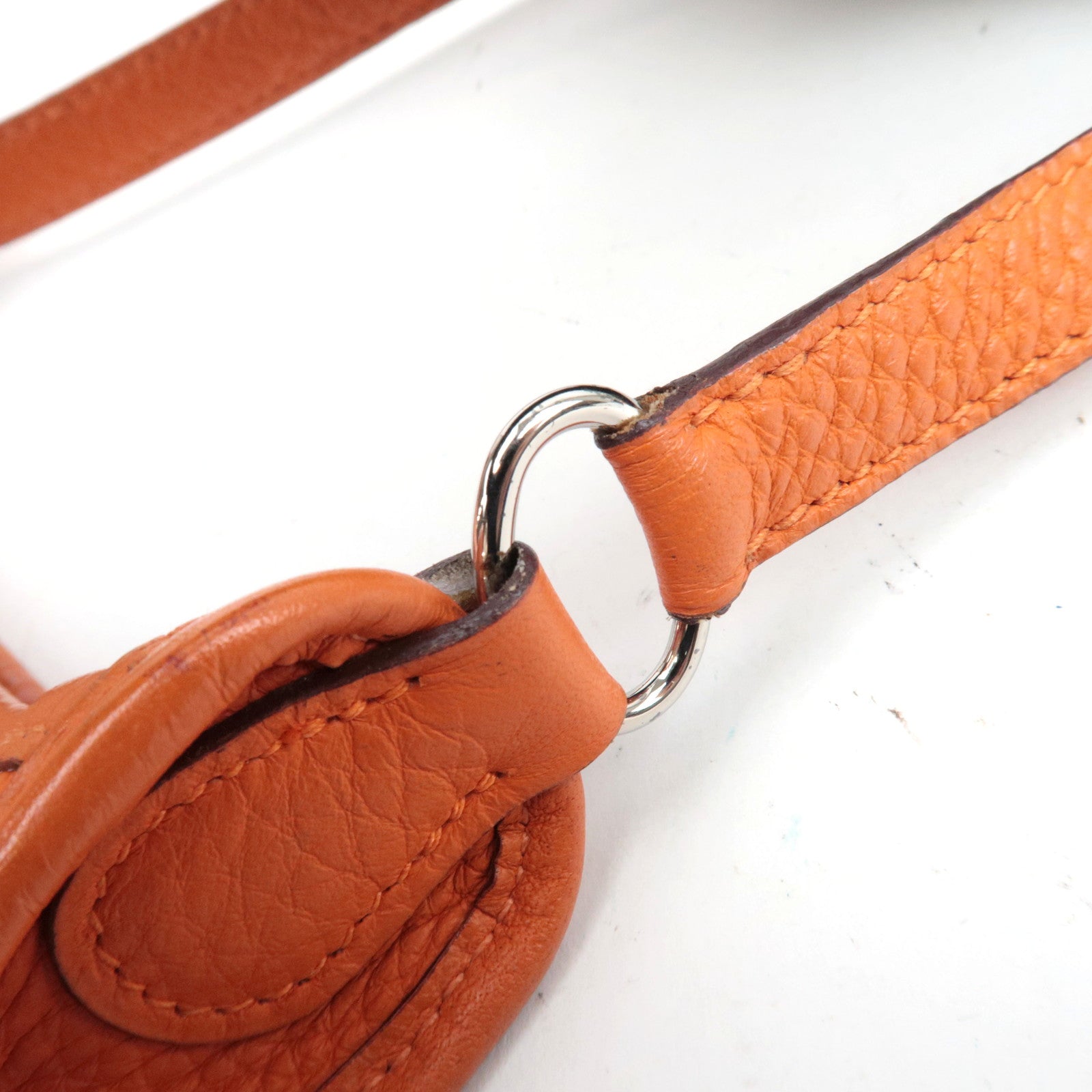 HERMES Vespa TPM Schoudertas Taurillon Clemence Oranje *H Stamp (2004)