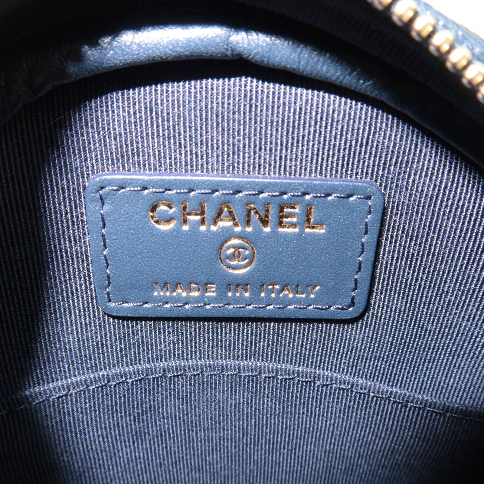 CHANEL Round Chain Shoulder Bag Caviar Skin Navy 26530997