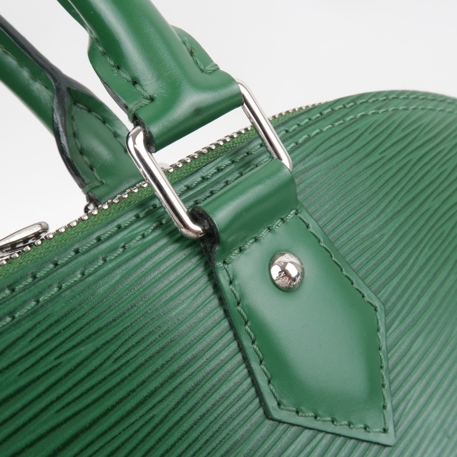 Louis Vuitton Epi Alma GM Handbag Menthe M40627 MI1193 *Key Lock, Clochette