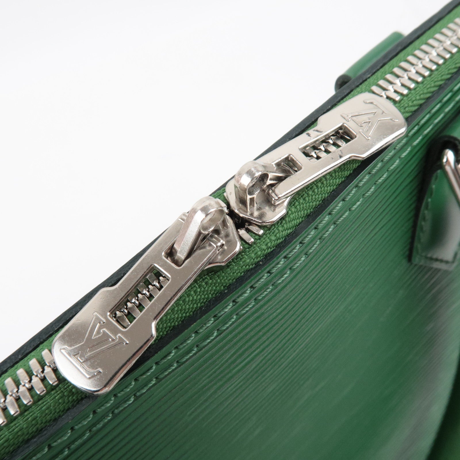 Louis Vuitton Epi Alma GM Handbag Menthe M40627 MI1193 *Key Lock, Clochette