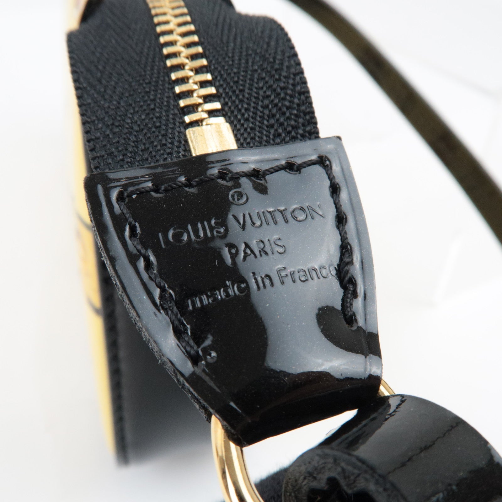 Louis Vuitton Monogram Vernis Sticker Pochette Accessoires Hand bag Blanc M90928 DR1105