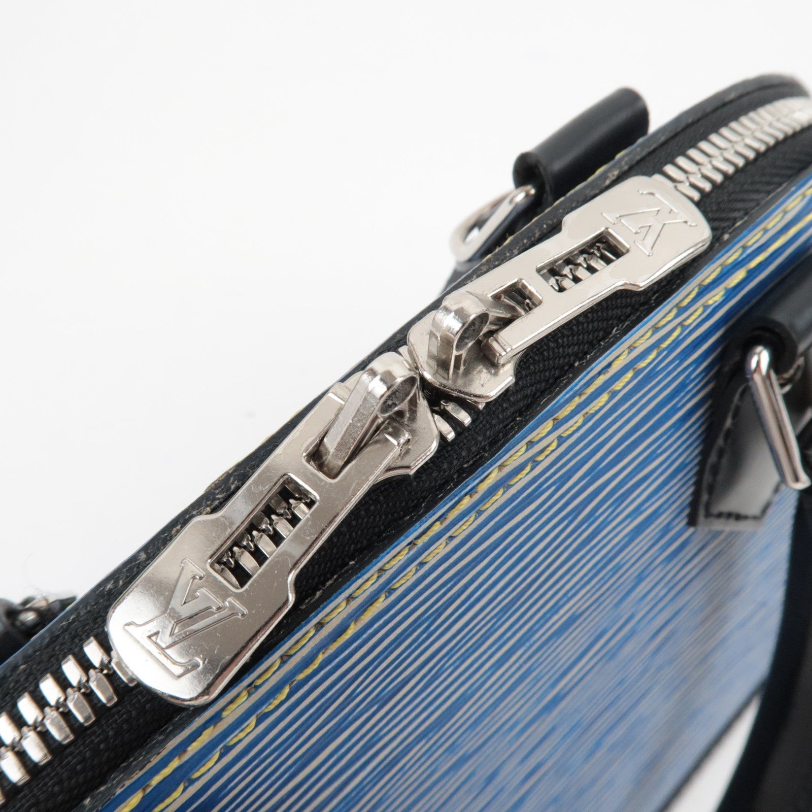 Louis Vuitton Epi Denim Alma BB 2way bag Denim Blue M41437 SN0158 *Strap, Key Lock, clochette