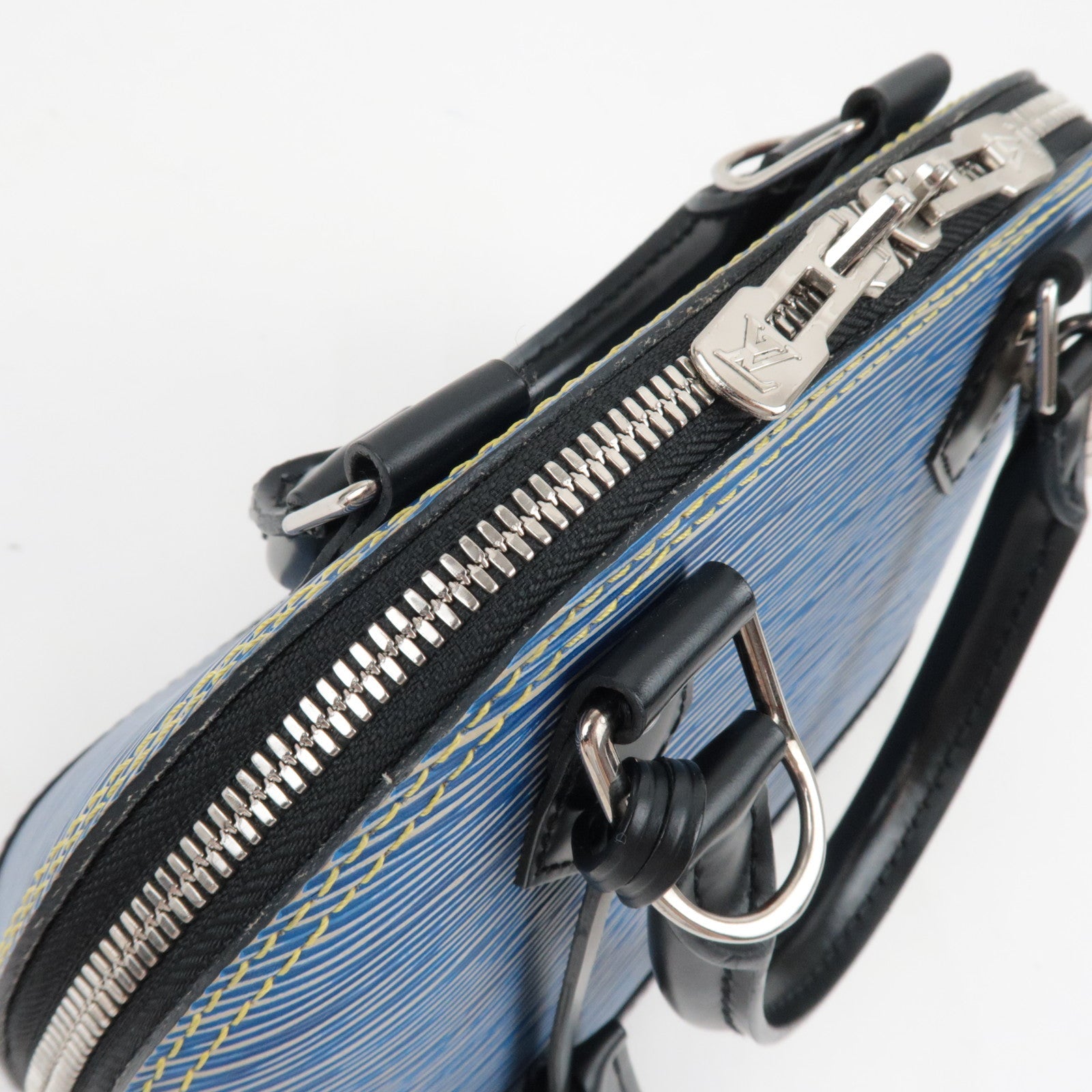 Louis Vuitton Epi Denim Alma BB 2way bag Denim Blue M41437 SN0158 *Strap, Key Lock, clochette