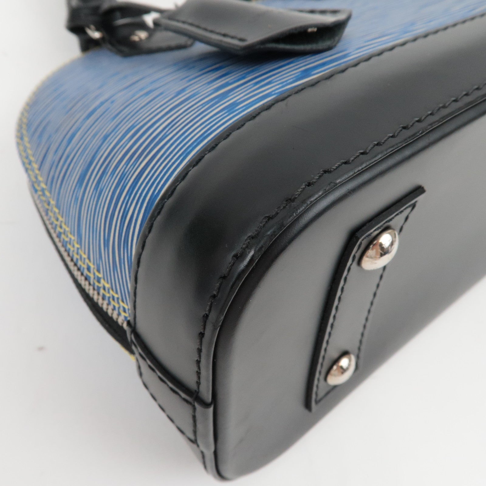 Louis Vuitton Epi Denim Alma BB 2way bag Denim Blue M41437 SN0158 *Strap, Key Lock, clochette