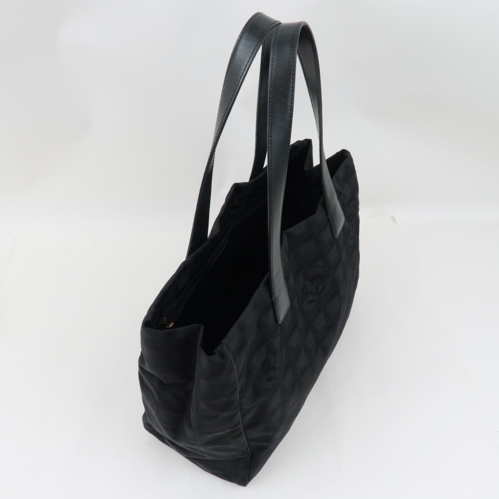 CHANEL New Travel Line Tote MM Nylon Jacquard Leather Black A15991 8888573