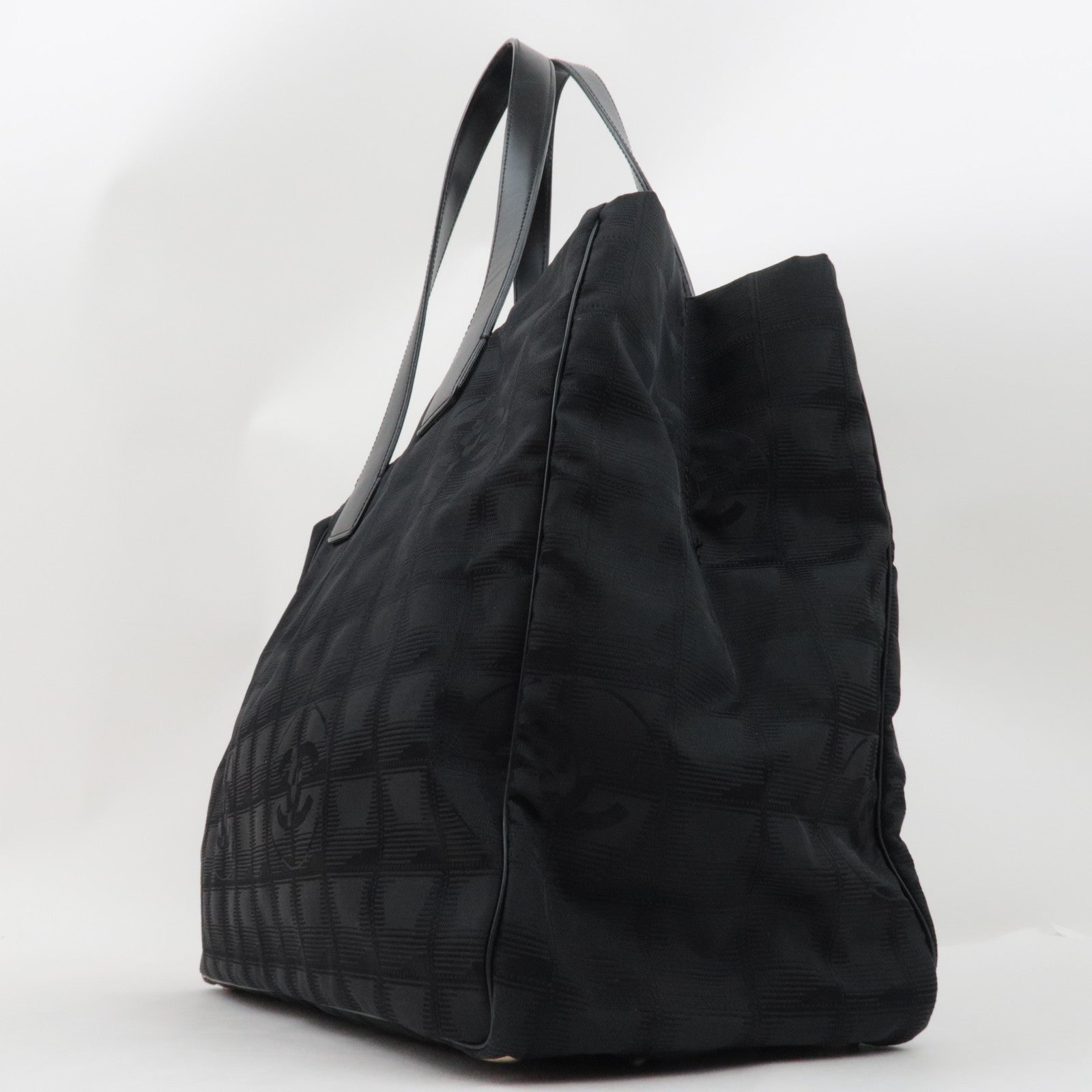 CHANEL New Travel Line Tote MM Nylon Jacquard Leather Black A15991 8888573