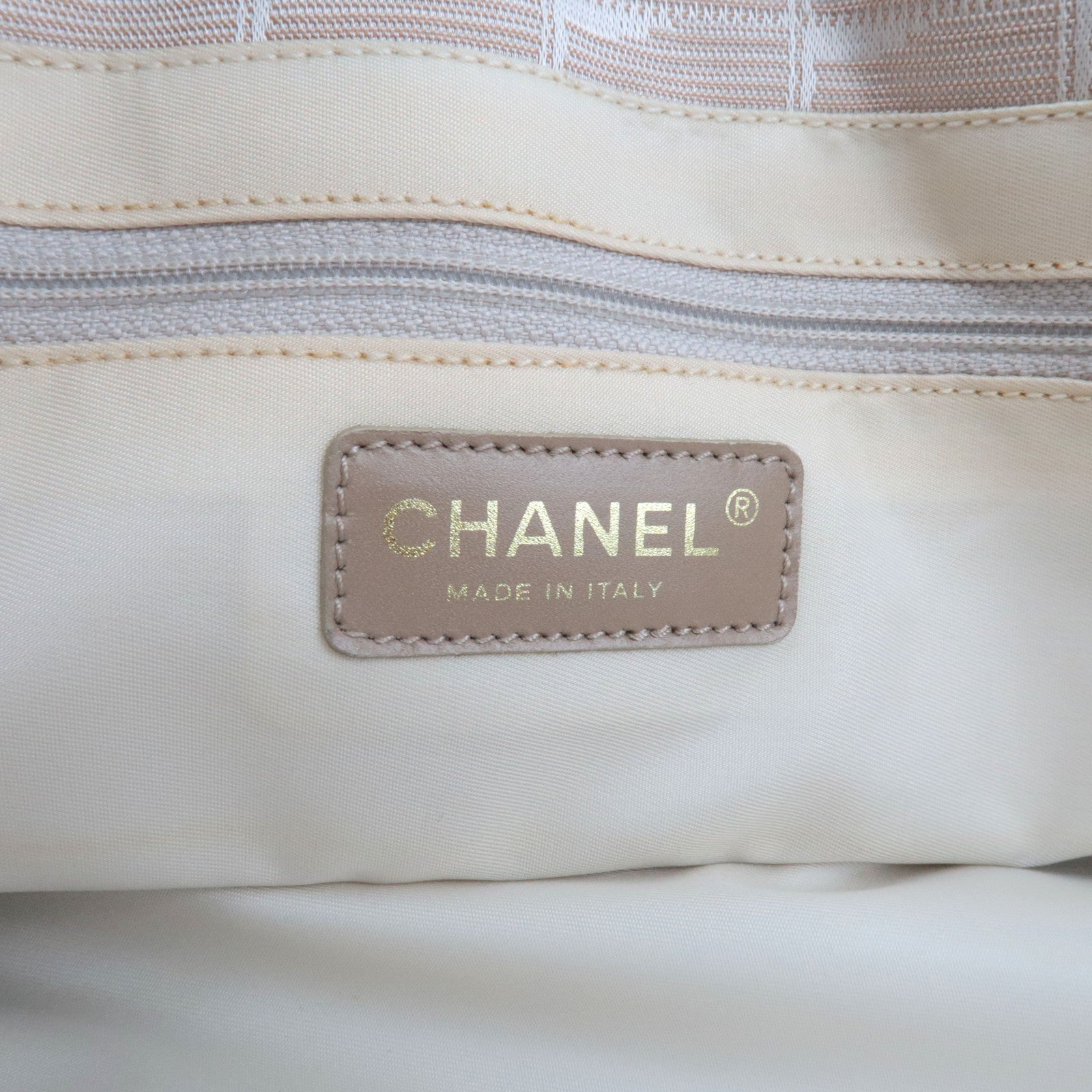 CHANEL New Travel Line Tote MM Nylon Jacquard Leather Beige A15991 8171148 *Dust bag