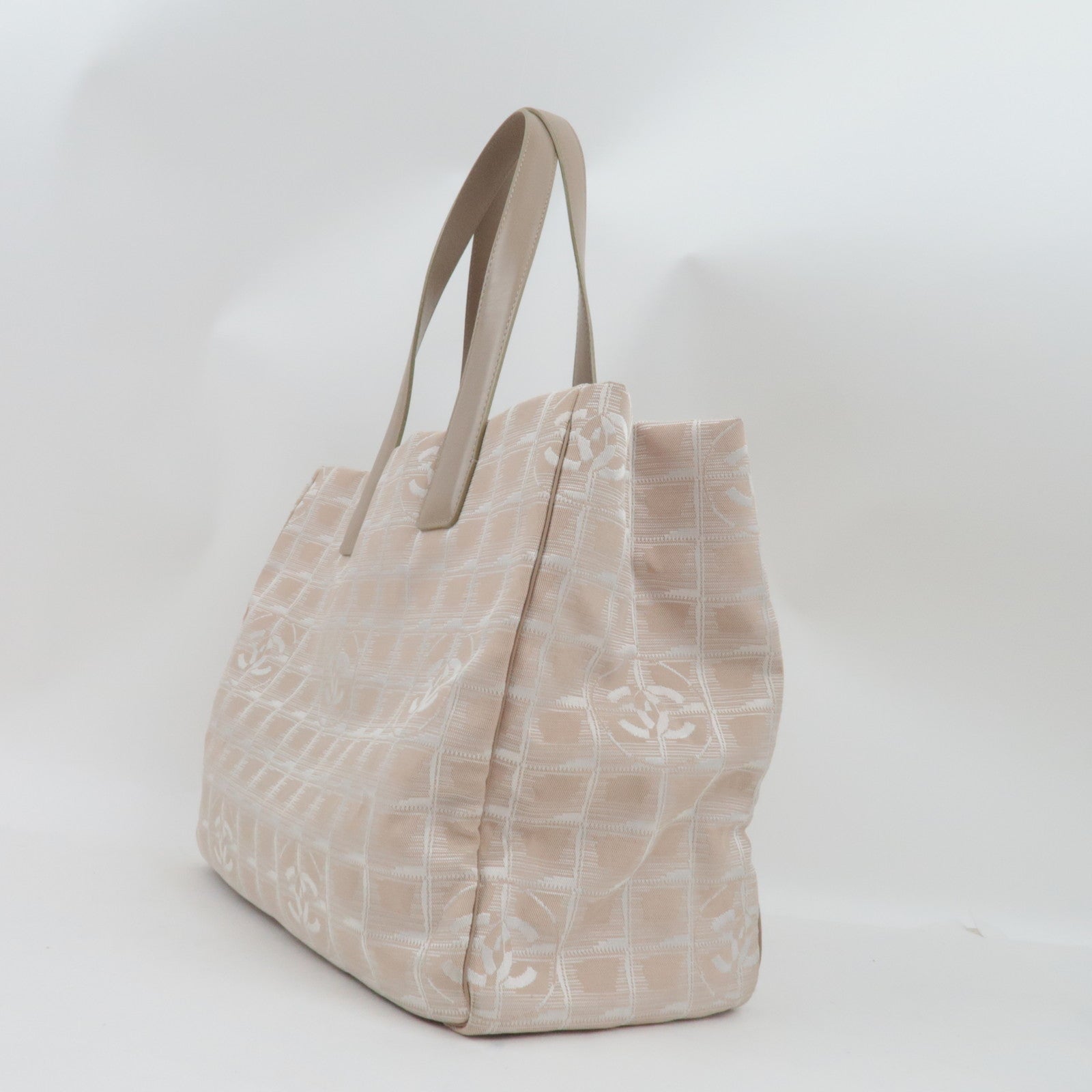 CHANEL New Travel Line Tote MM Nylon Jacquard Leather Beige A15991 8171148 *Dust bag