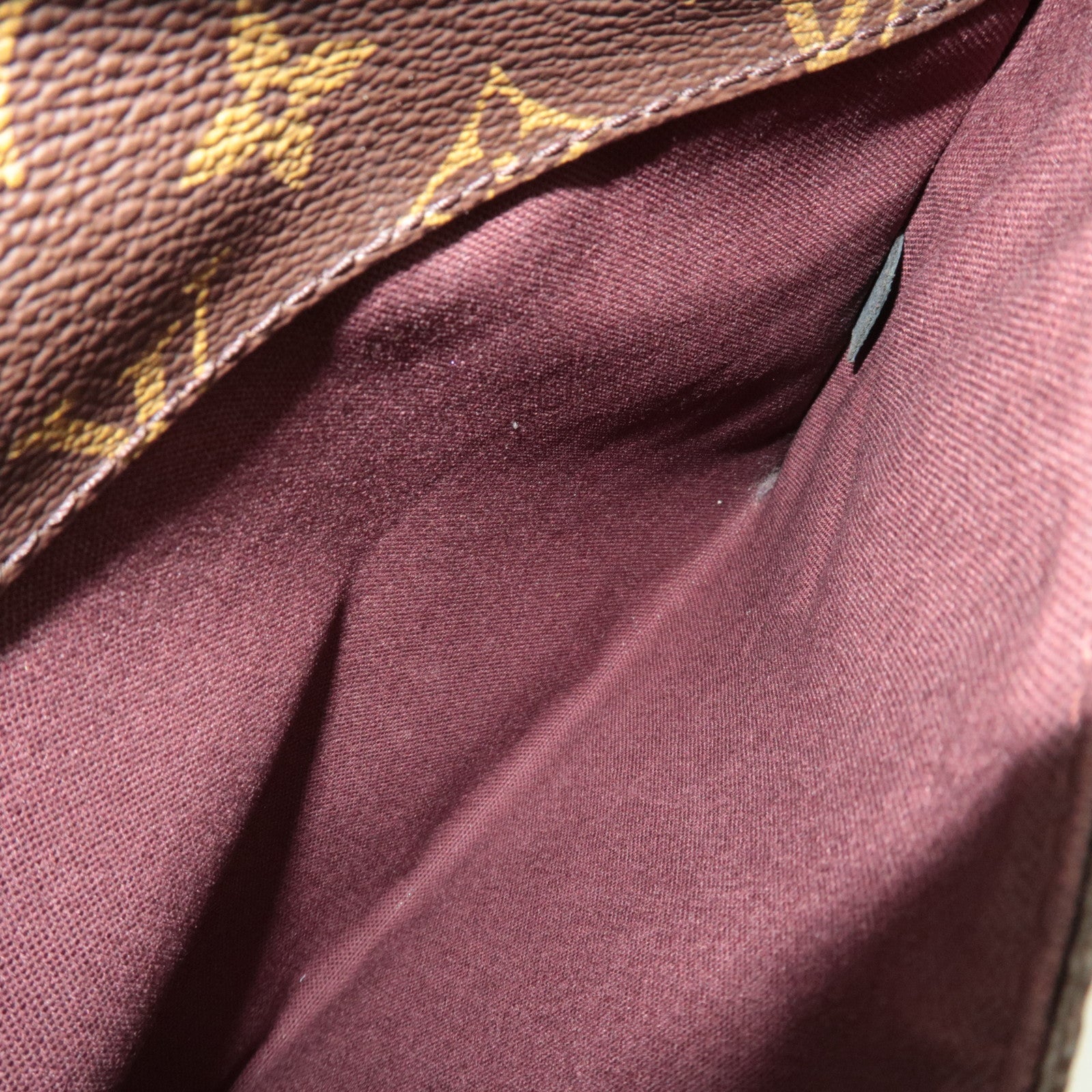 Louis Vuitton Monogram Macassar District PM Shoulder Bag Noir M40935 CA4114