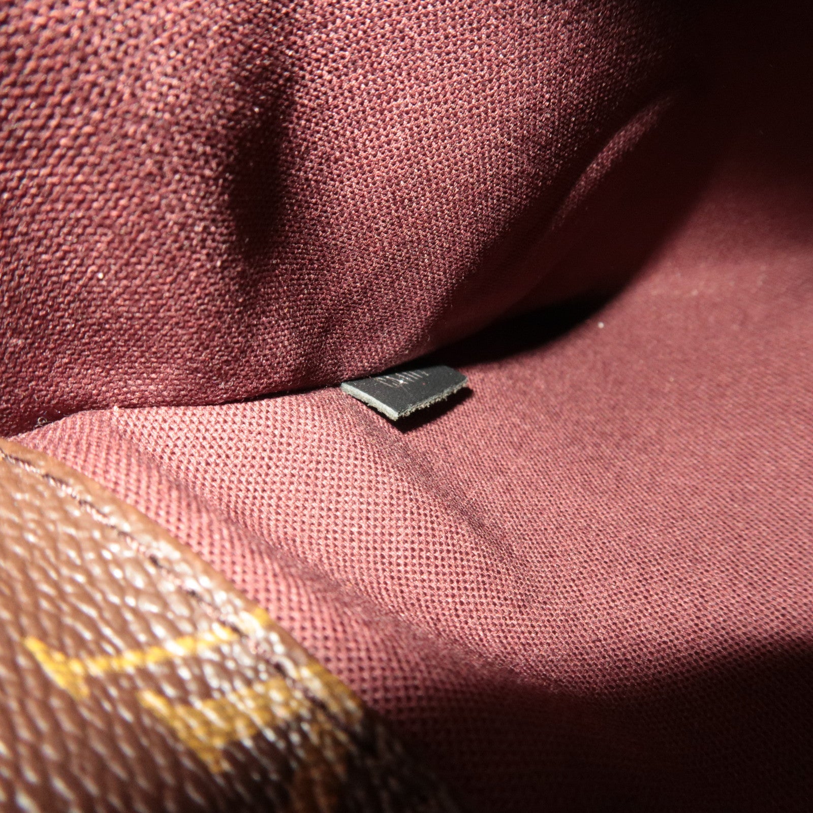 Louis Vuitton Monogram Macassar District PM Shoulder Bag Noir M40935 CA4114