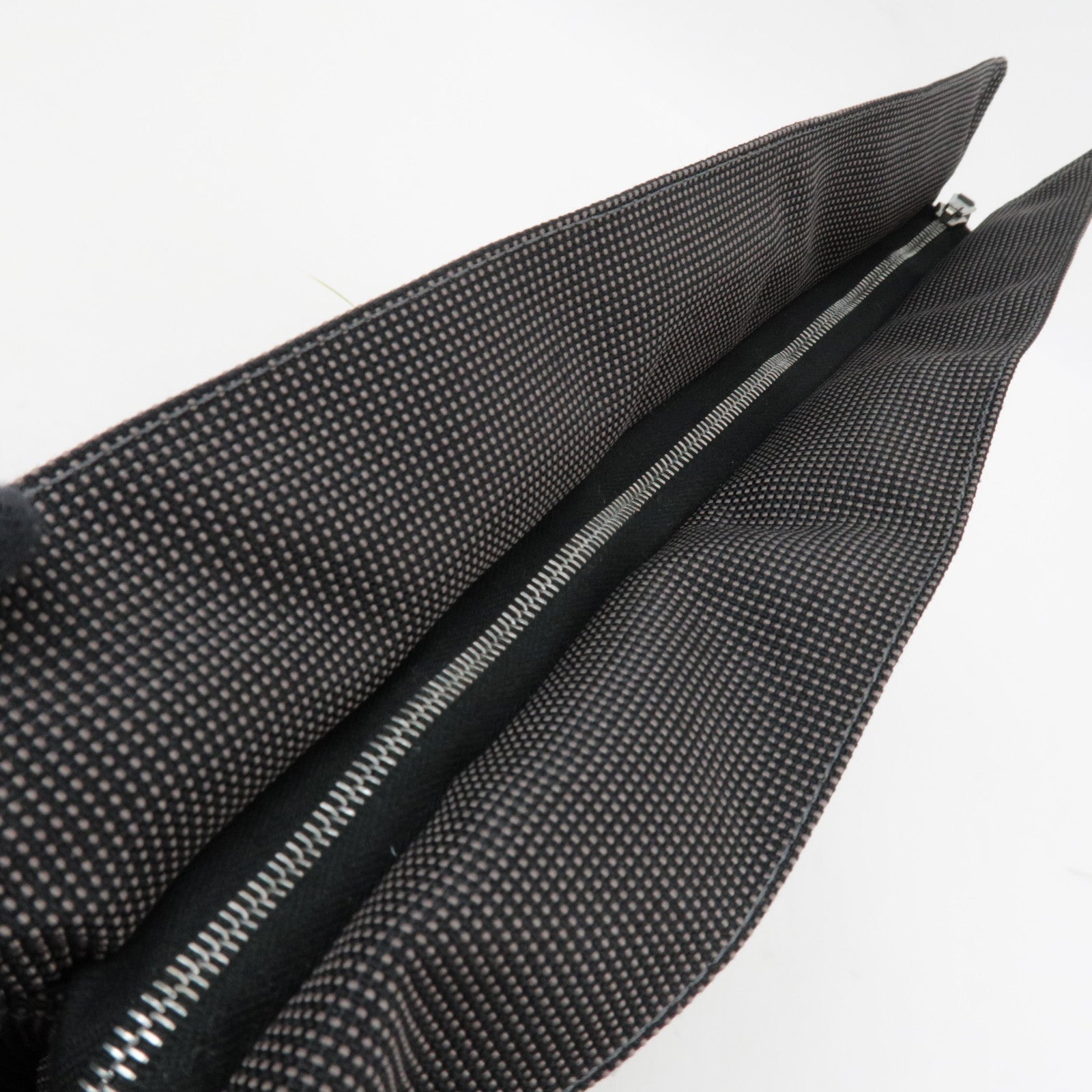 HERMES Her Line Pouch MM Clutch Bag Pouch Canvas Gray