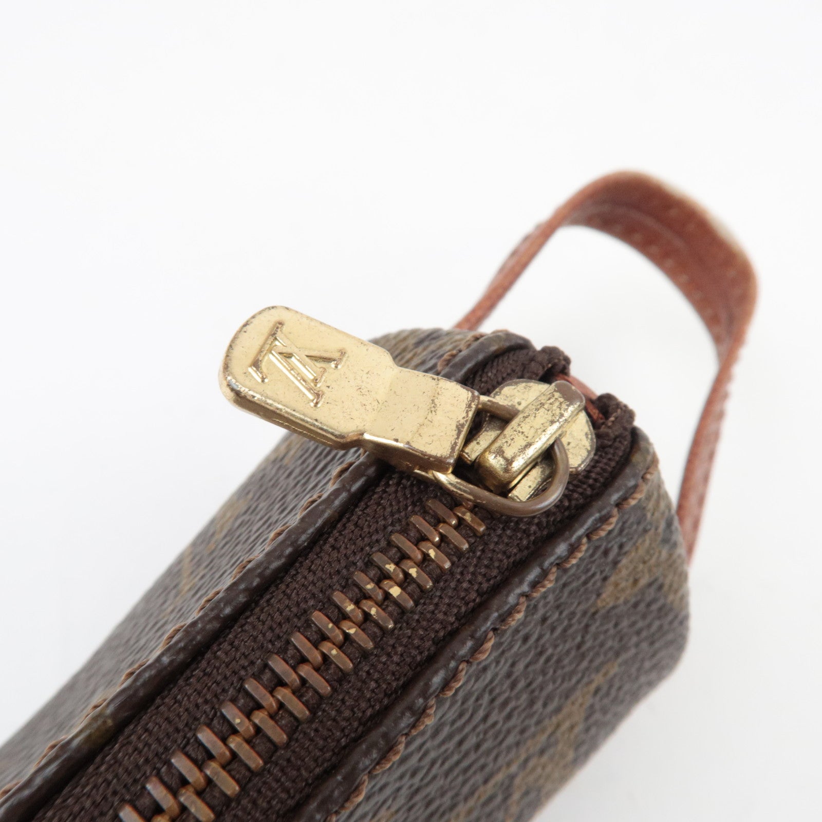 Louis Vuitton Monogram Etui 3 Ball de Golf Golf Ball Case Mini Pouch M58249 RA0911