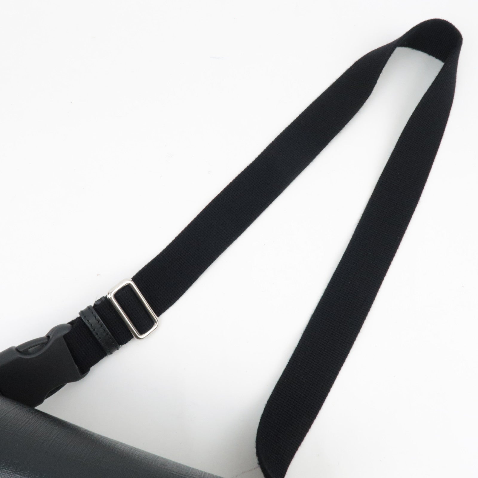 GUCCI Waist Bag Body Bag GG Supreme Leather Beige Black 450946