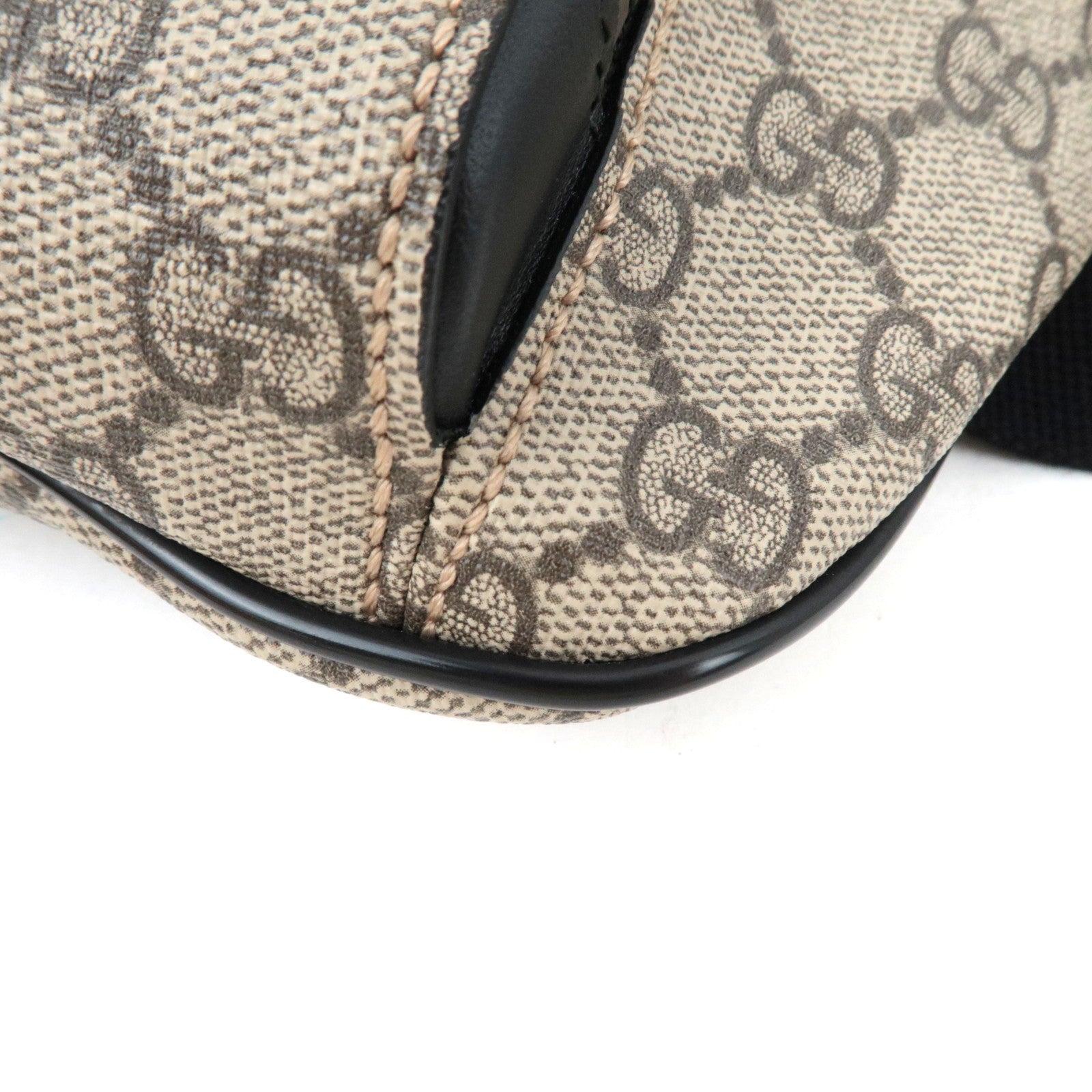 GUCCI Waist Bag Body Bag GG Supreme Leather Beige Black 450946