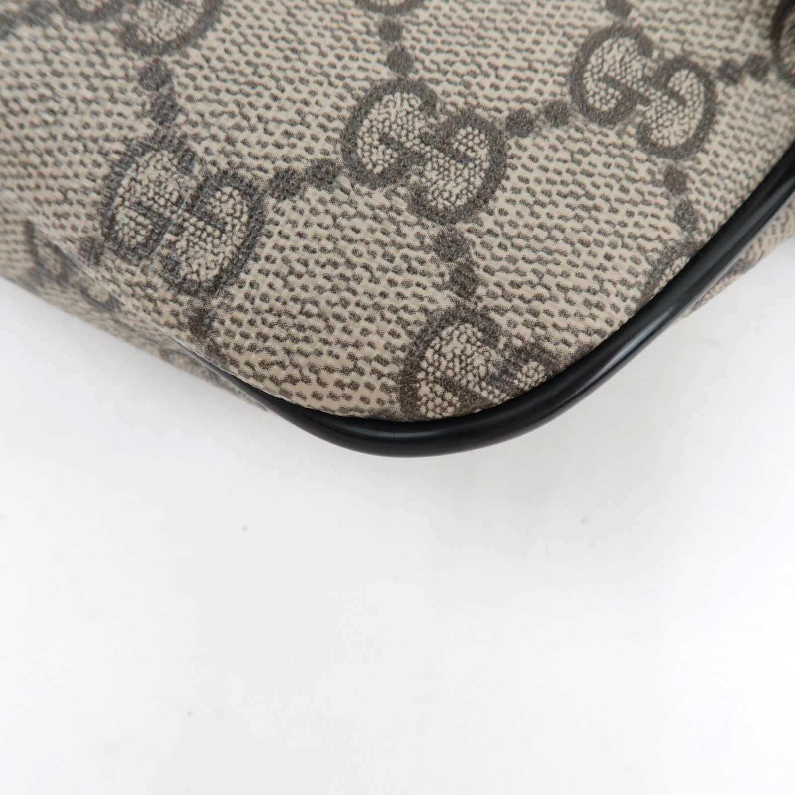 GUCCI Waist Bag Body Bag GG Supreme Leather Beige Black 450946