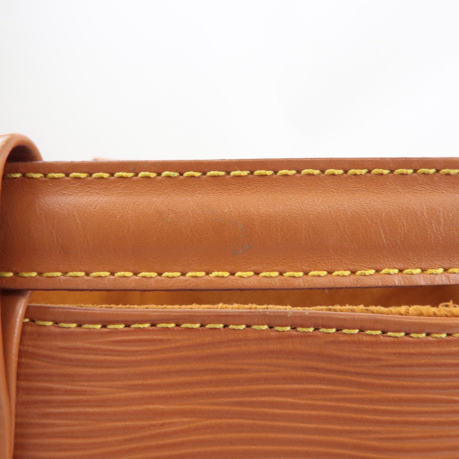 Louis Vuitton Epi Randonnee PM Zipang Gold M52358 AR0945