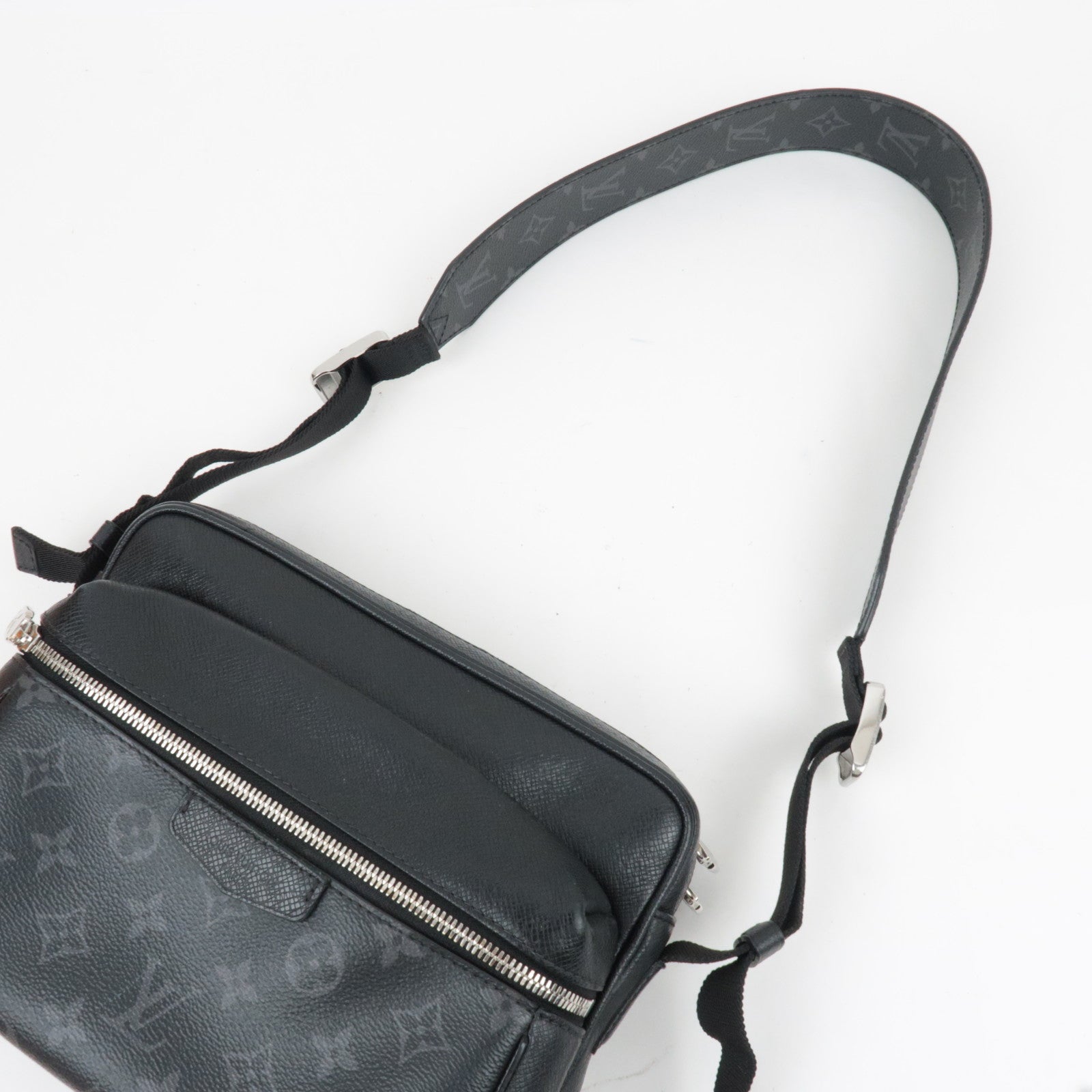 Louis Vuitton Monogram Eclipse Outdoor Messenger PM Shoulder Bag M30233 RFID *Box, Dust bag