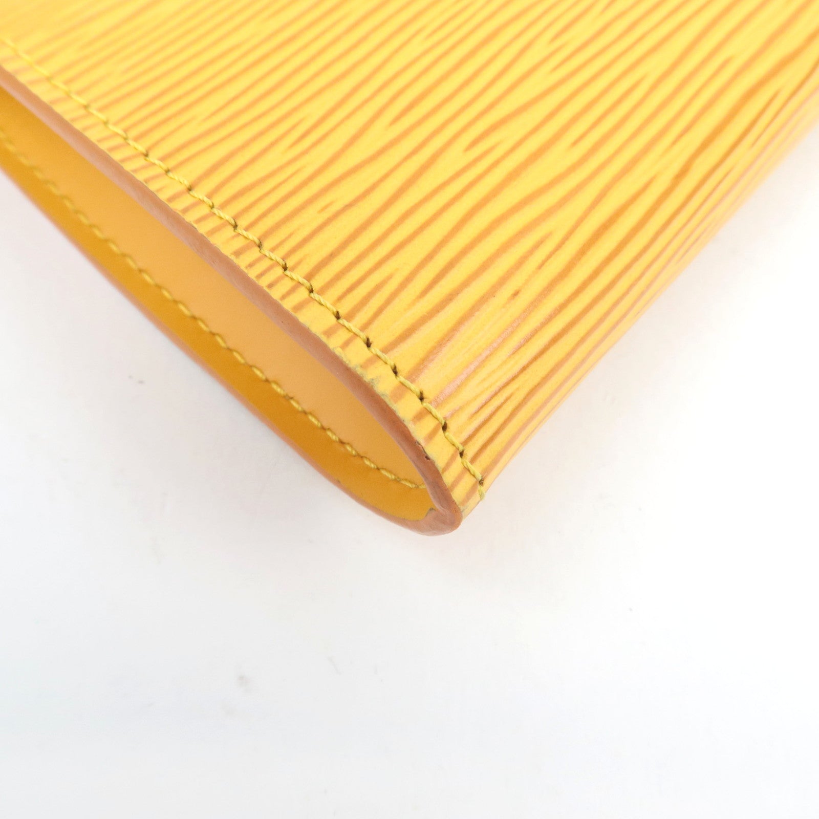 Louis Vuitton Epi Pochette Accessoires Hand bag Tassili Yellow M52959 AR0997