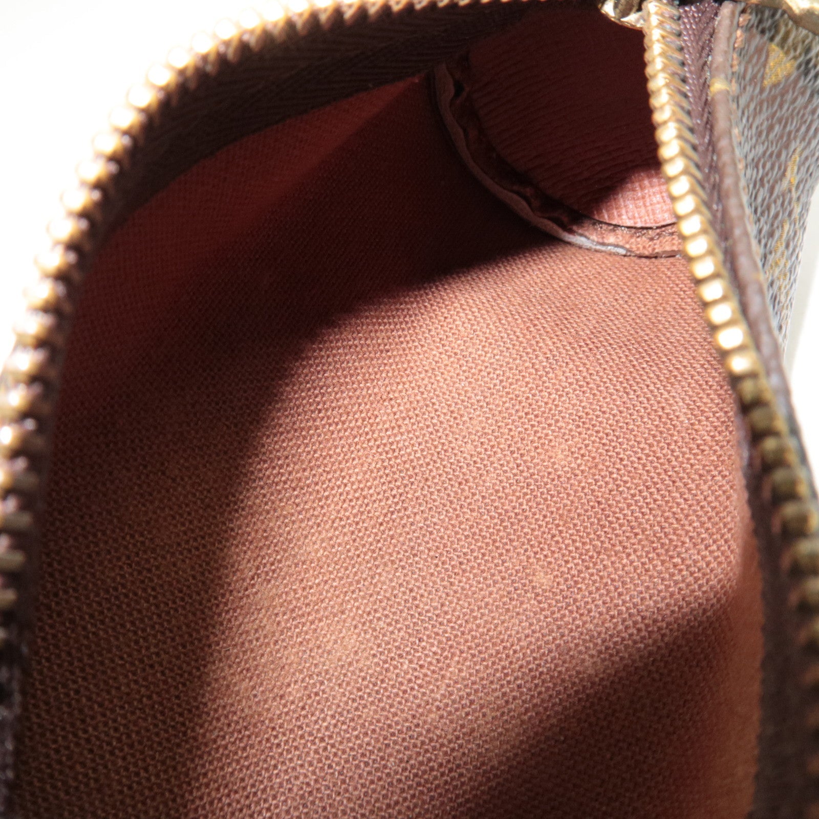 Louis Vuitton Monogram Etui 3 Ball de Golf Golf Ball Case M58249 8911RA